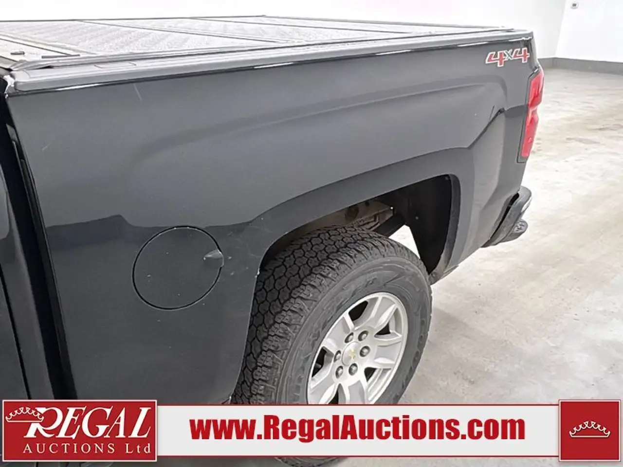 Chevrolet Silverado 1500 photo Chevrolet Silverado 1500