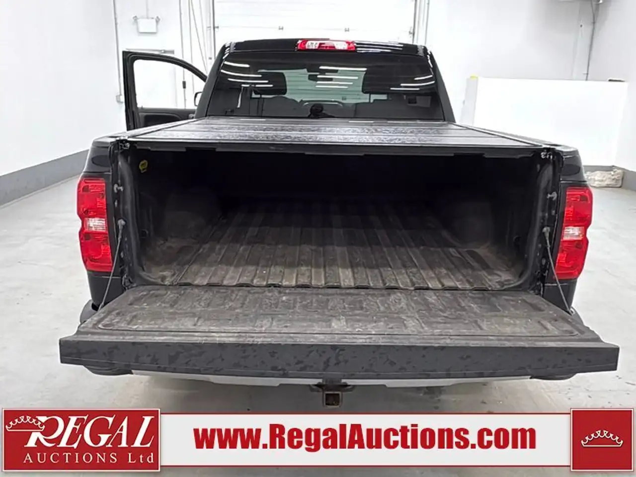 Chevrolet Silverado 1500 photo Chevrolet Silverado 1500