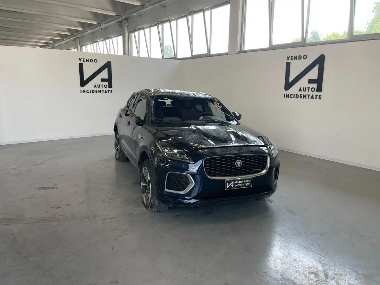 Jaguar E-Pace 2.0D I4 163CV AWD R-DYNAMIC S Blu/Azzurro - 1
