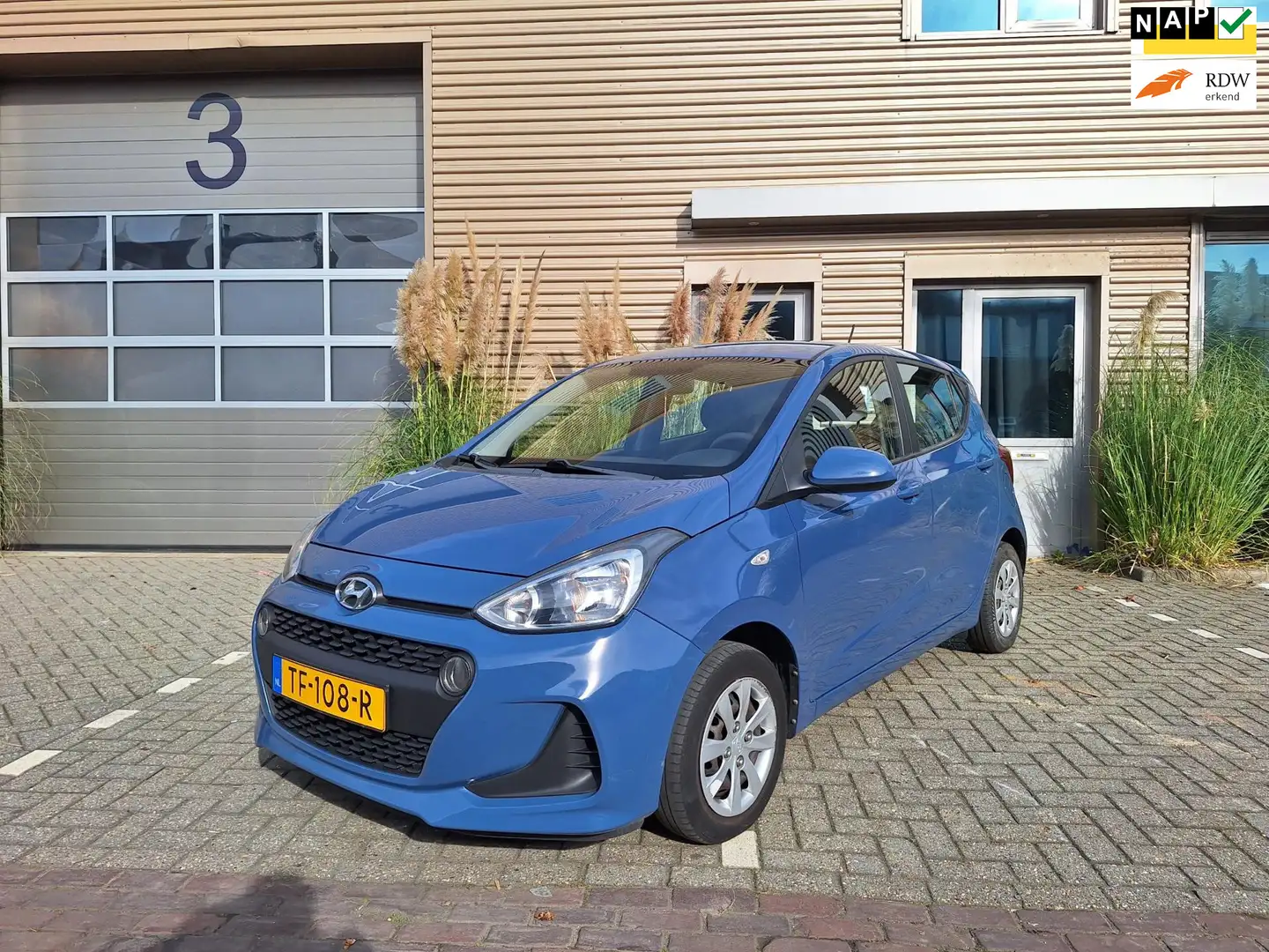 Hyundai i10 |1.0i Comfort | Navigatiesysteem | Airco | Leuke k Blauw - 1