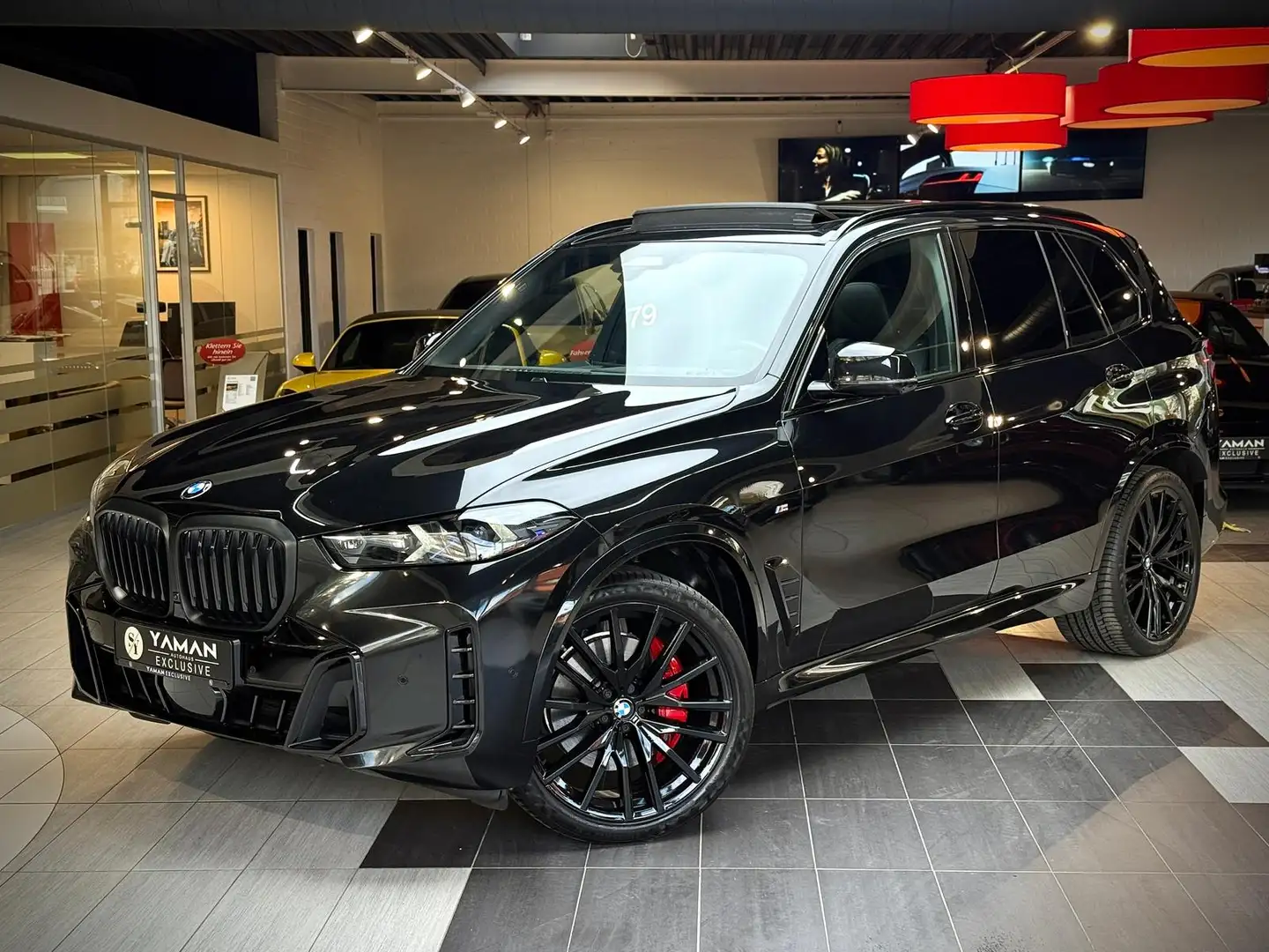 BMW X5 30 d xDrive M Sport Pro*Pano*HuD*7-Sitz*StHzg Schwarz - 1