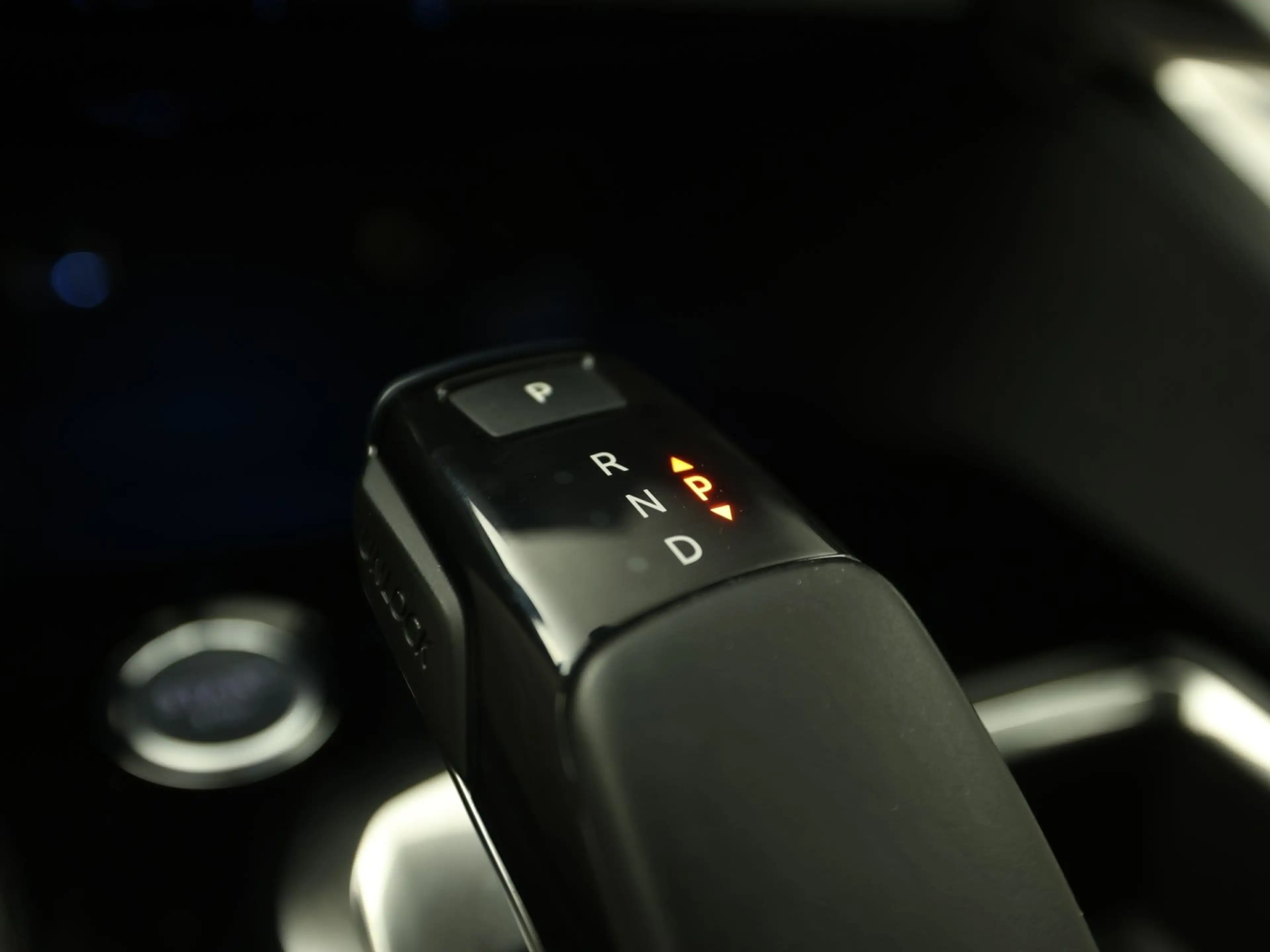 Peugeot 3008 1.2 PureTech Allure Automaat (APPLE CARPLAY, GROOT — photo 32