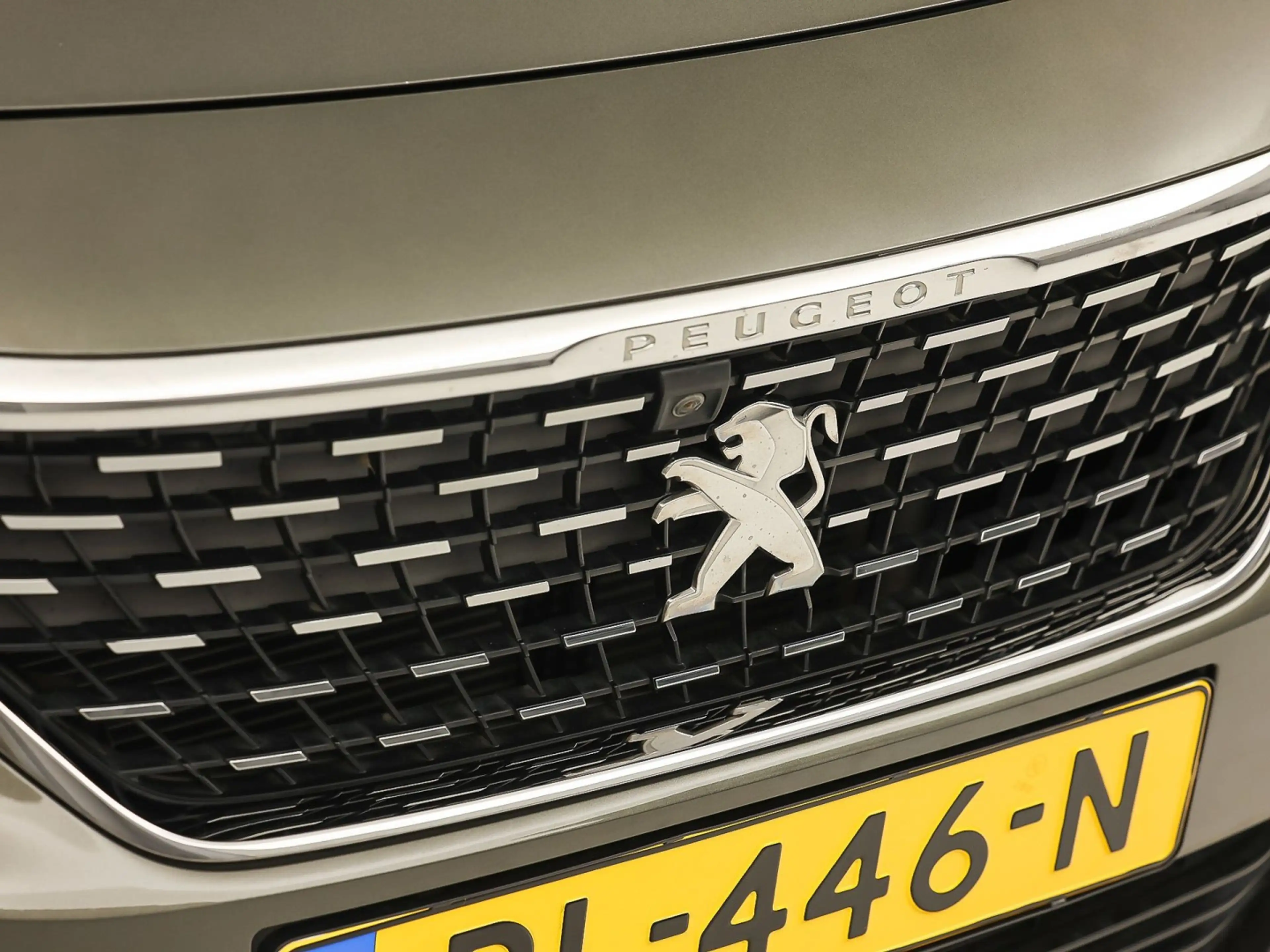 Peugeot 3008 1.2 PureTech Allure Automaat (APPLE CARPLAY, GROOT — photo 39