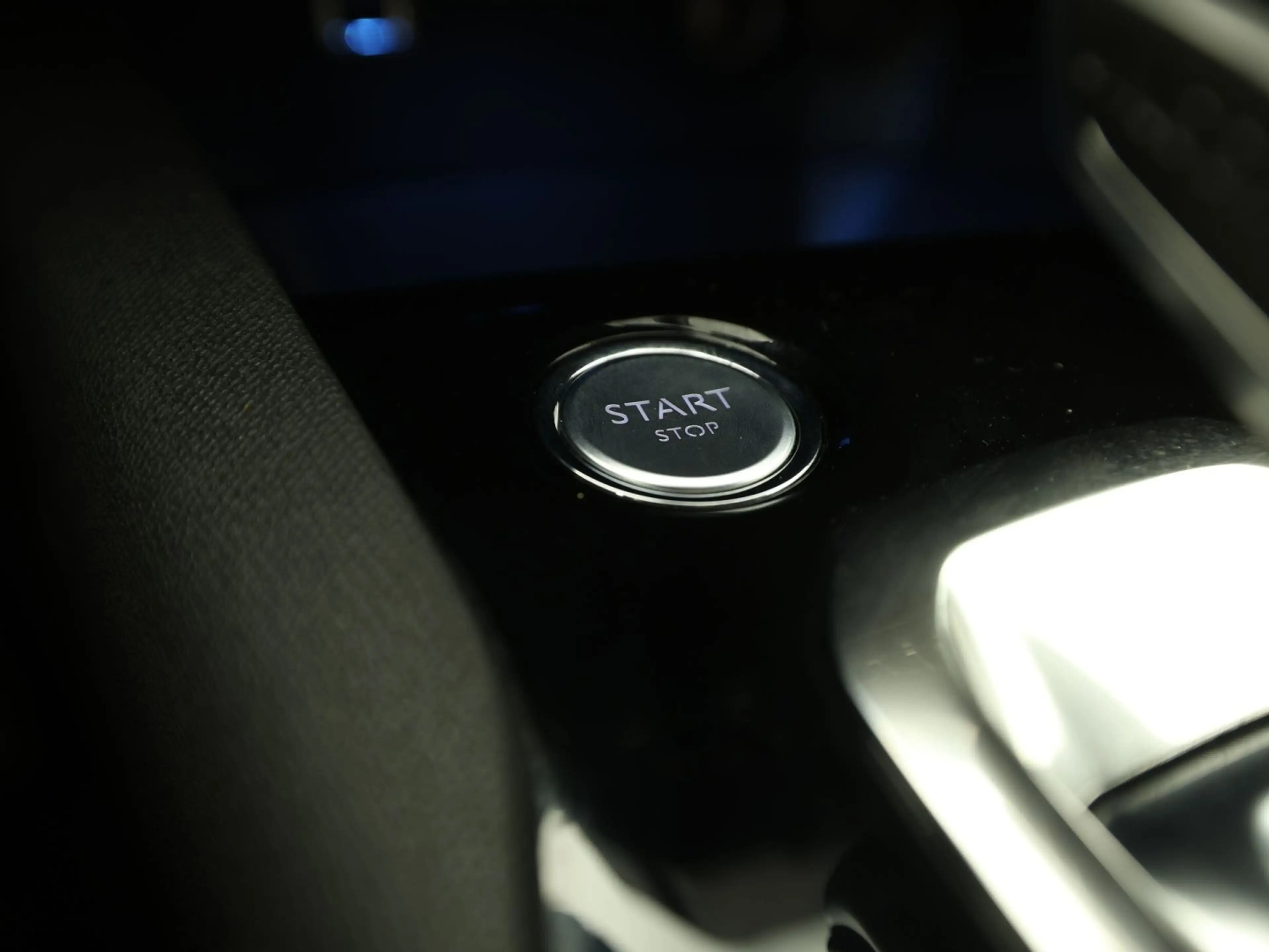Peugeot 3008 1.2 PureTech Allure Automaat (APPLE CARPLAY, GROOT — photo 26