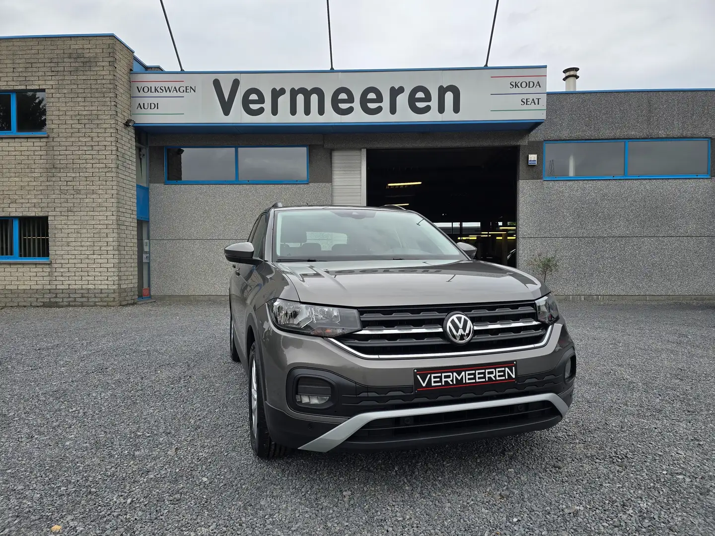 Volkswagen T-Cross Carplay / Camera / Park, Laneassist / Cruise / DAB Gris - 1