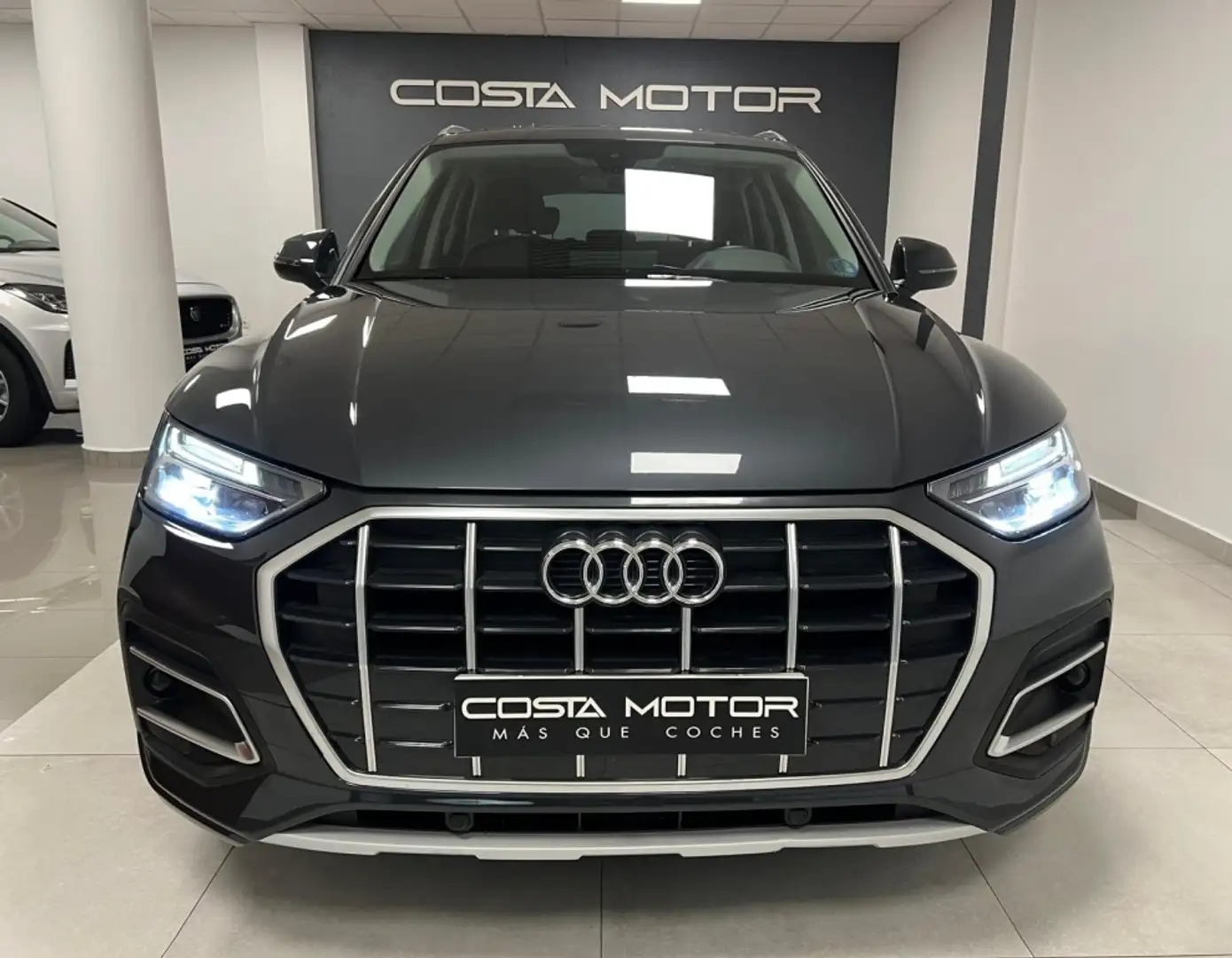Audi Q5 Todoterreno Automático de 5 Puertas Gris - 1