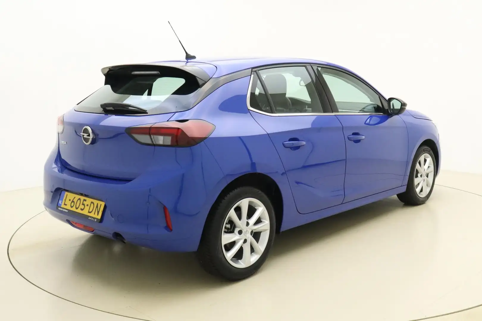 Opel Corsa 1.2 Elegance 10 Pk Automaat | Navigatie | Climate Blauw - 2