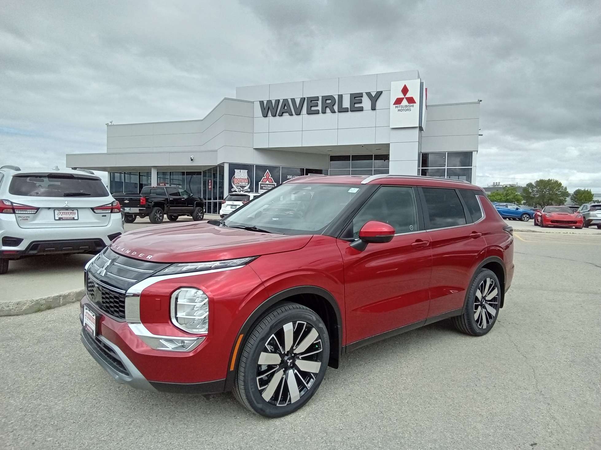 2026 Mitsubishi Outlander SEL FWD