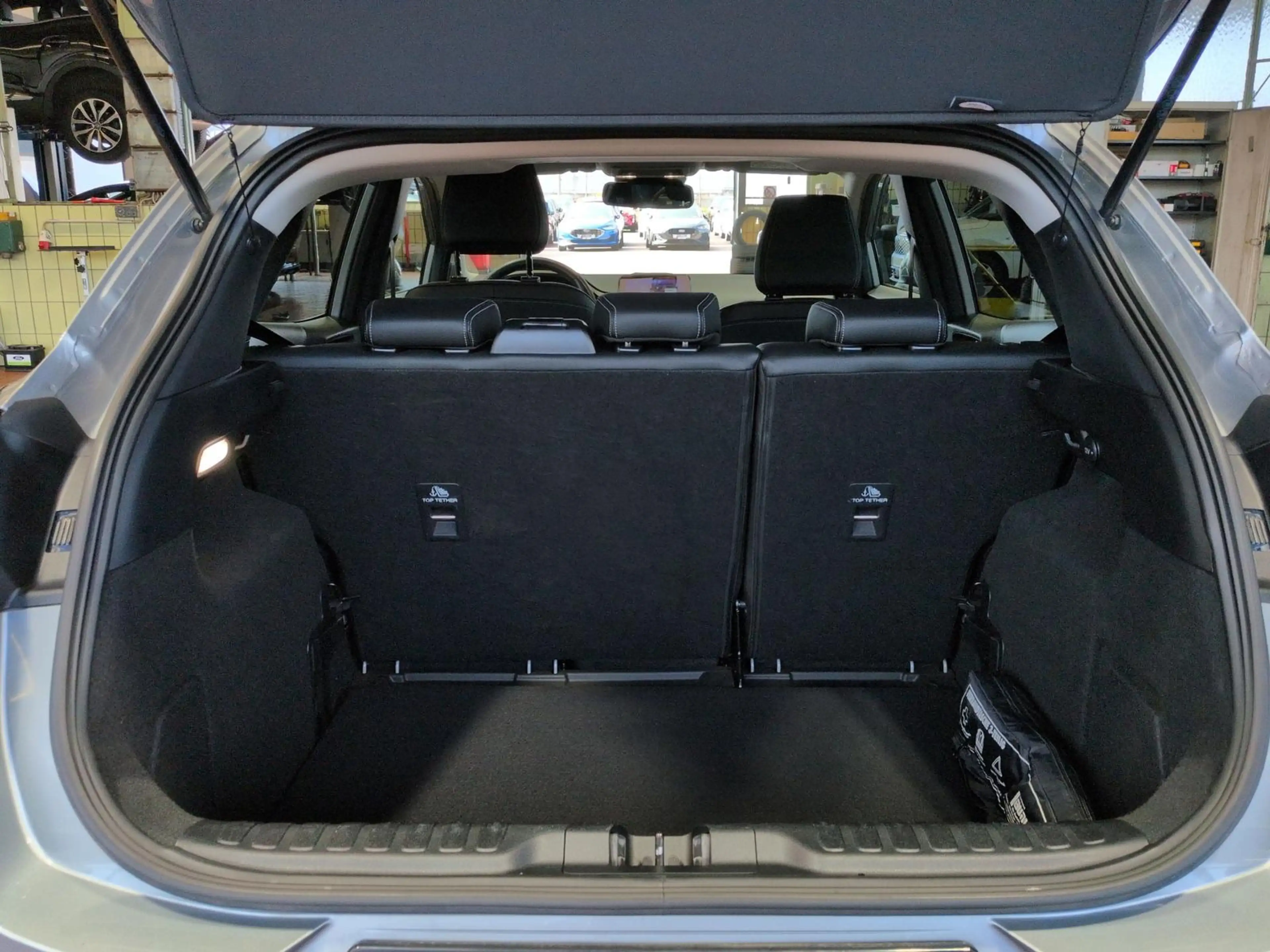 Ford Puma Titanium X 1.0L / Fahrassistenz-System — photo 12