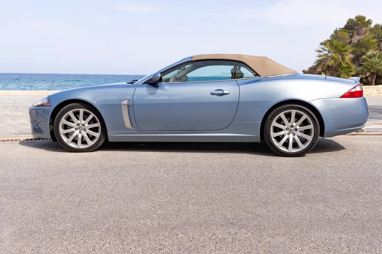 Jaguar XKR Cabriolet - 2