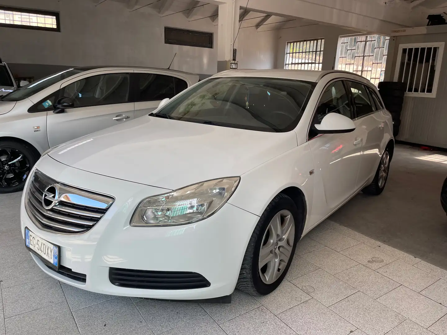 Opel Insignia Insignia Sports Tourer 2.0 cdti Cosmo 160cv auto Bianco - 2