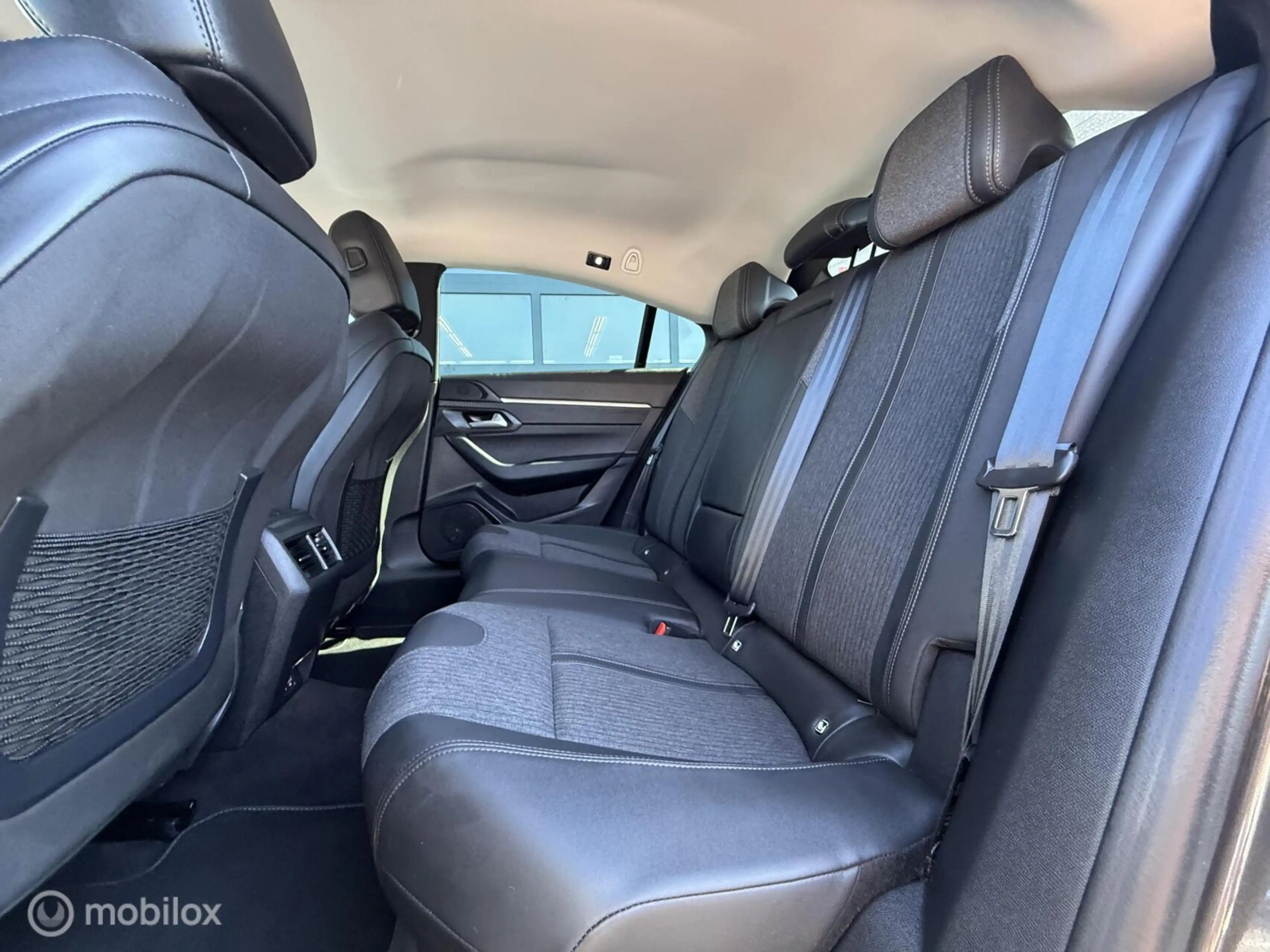 Peugeot 508 1.2 PureTech Allure Pack Aut. Adapt-Cruise Camera — photo 5