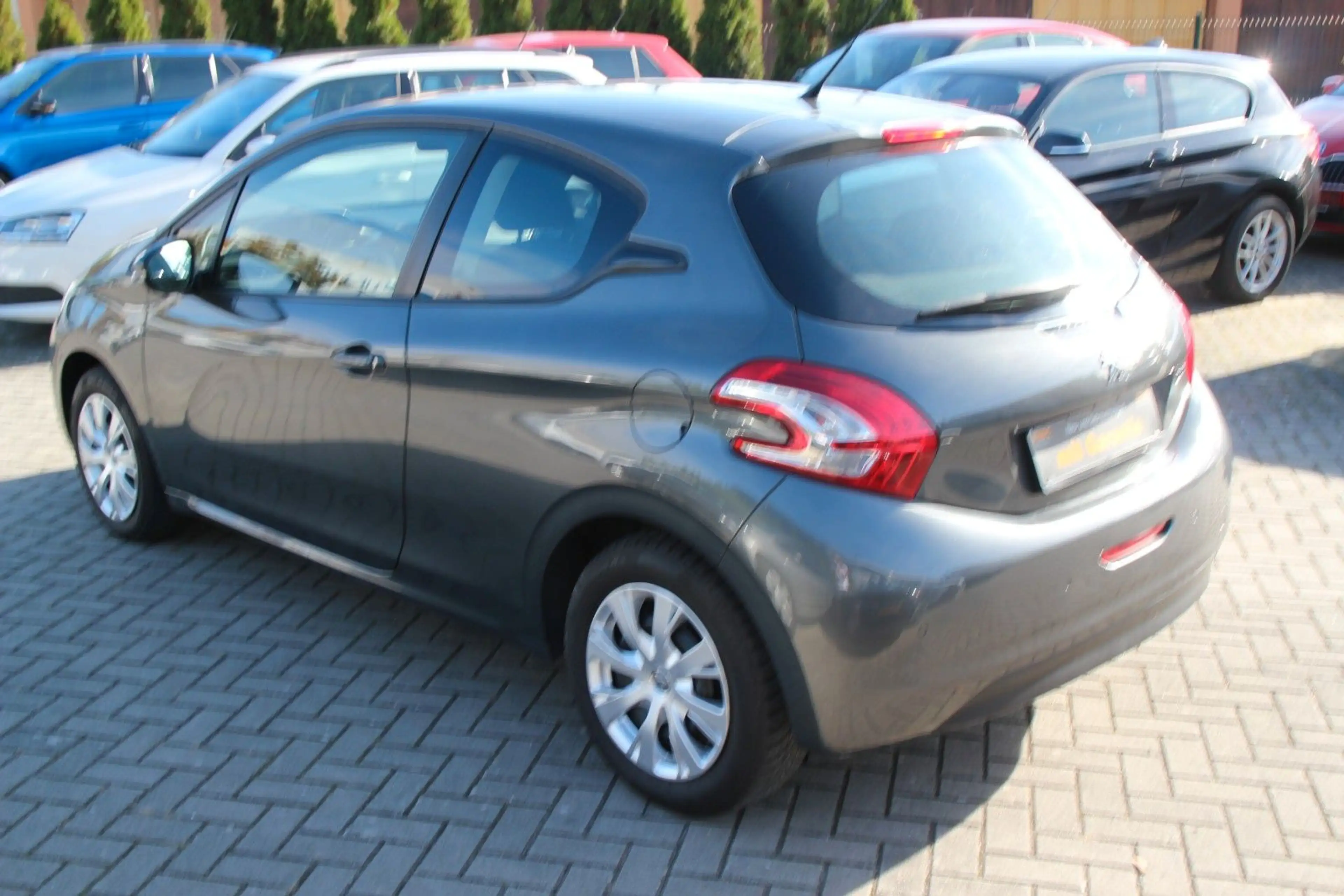 Peugeot 208 Active Zahnriemen Neu — photo 8