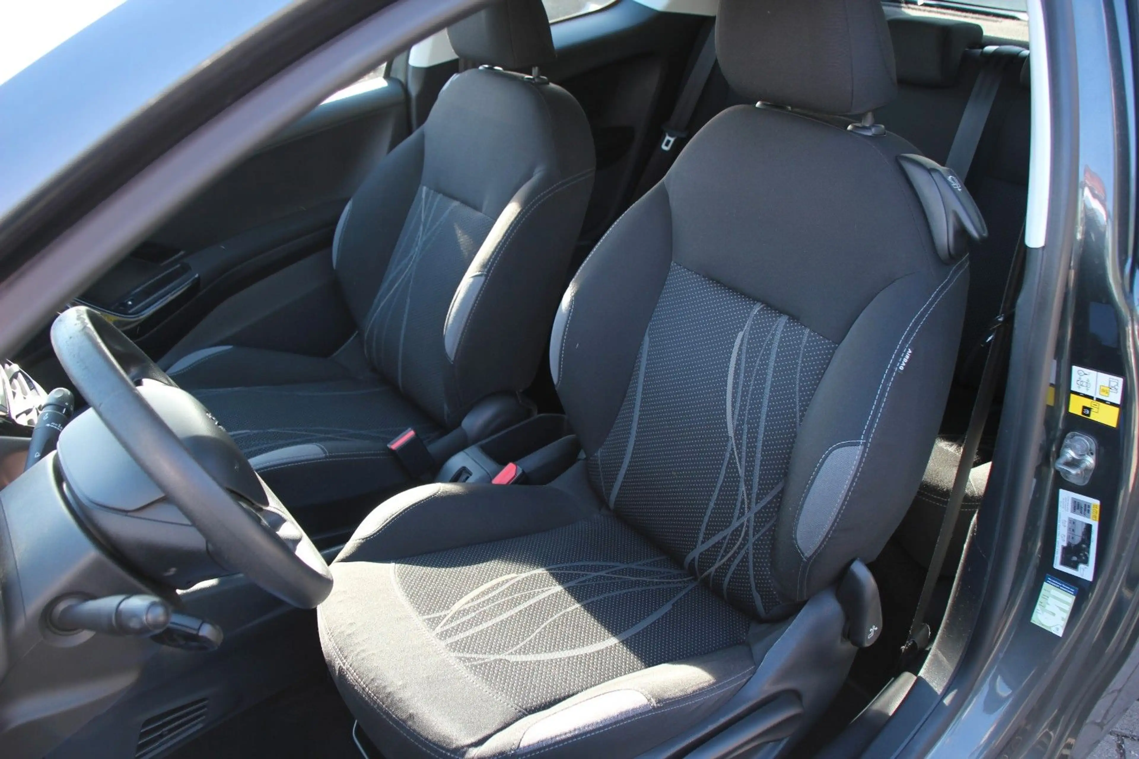 Peugeot 208 Active Zahnriemen Neu — photo 12