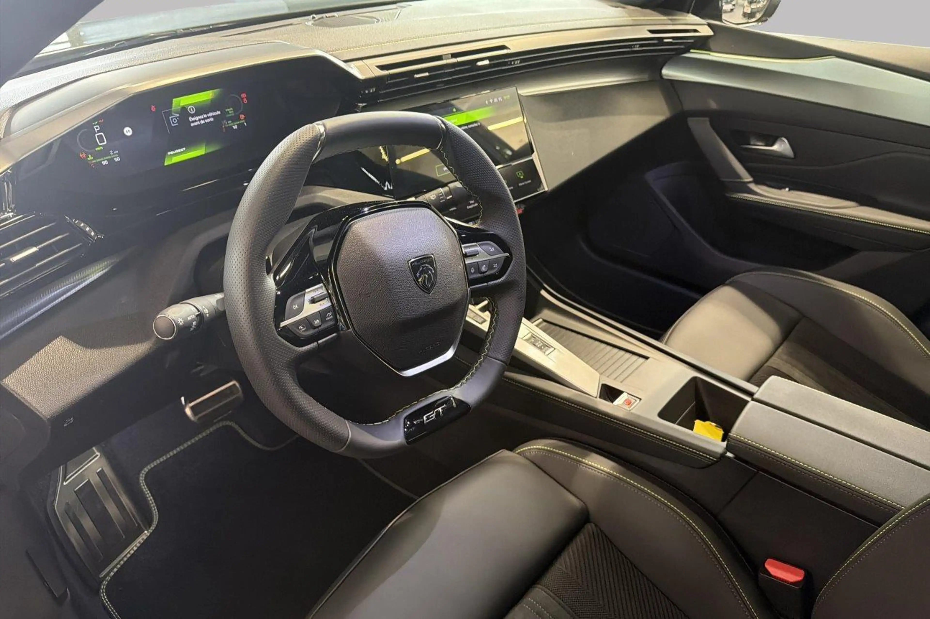 Peugeot 408 GT EXCLUSIVE — photo 9