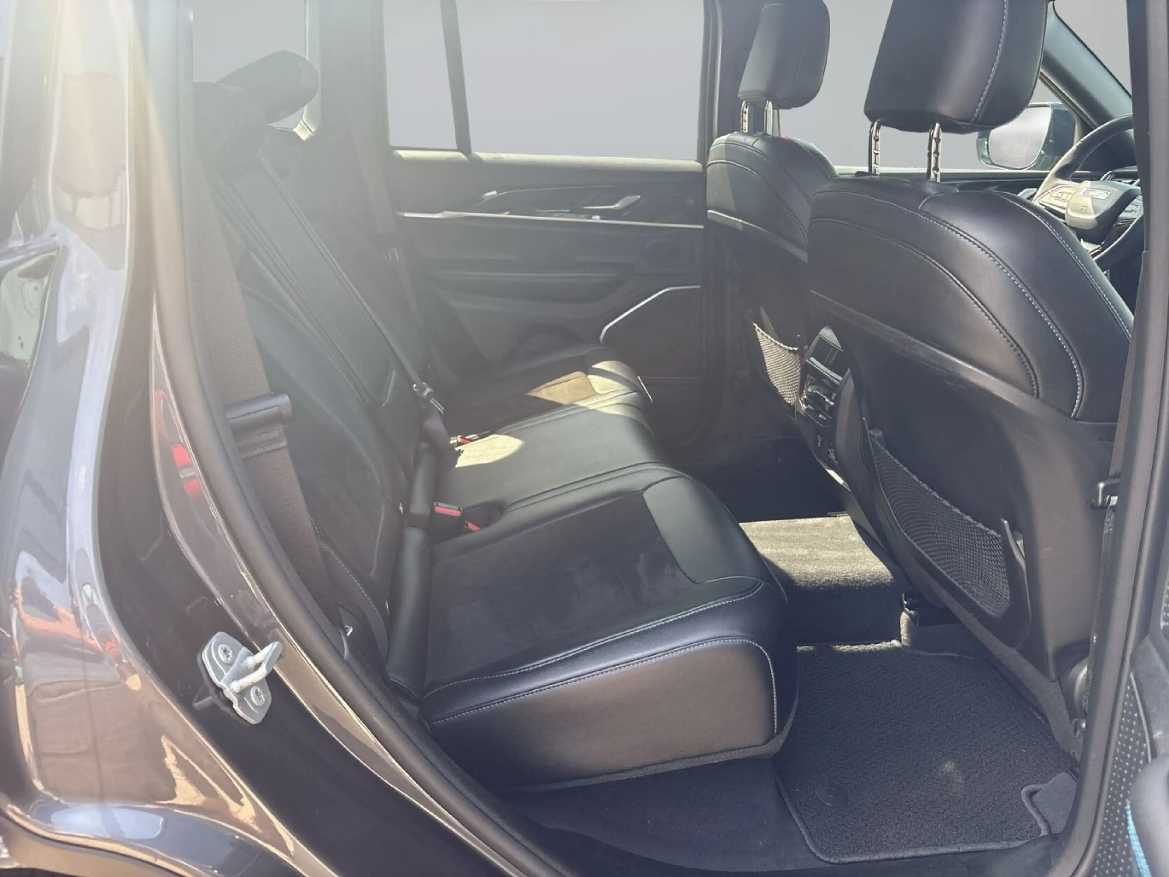 Jeep Grand Cherokee 2.0 Plug-In-Hybrid TRAILHAWK Navi — photo 12