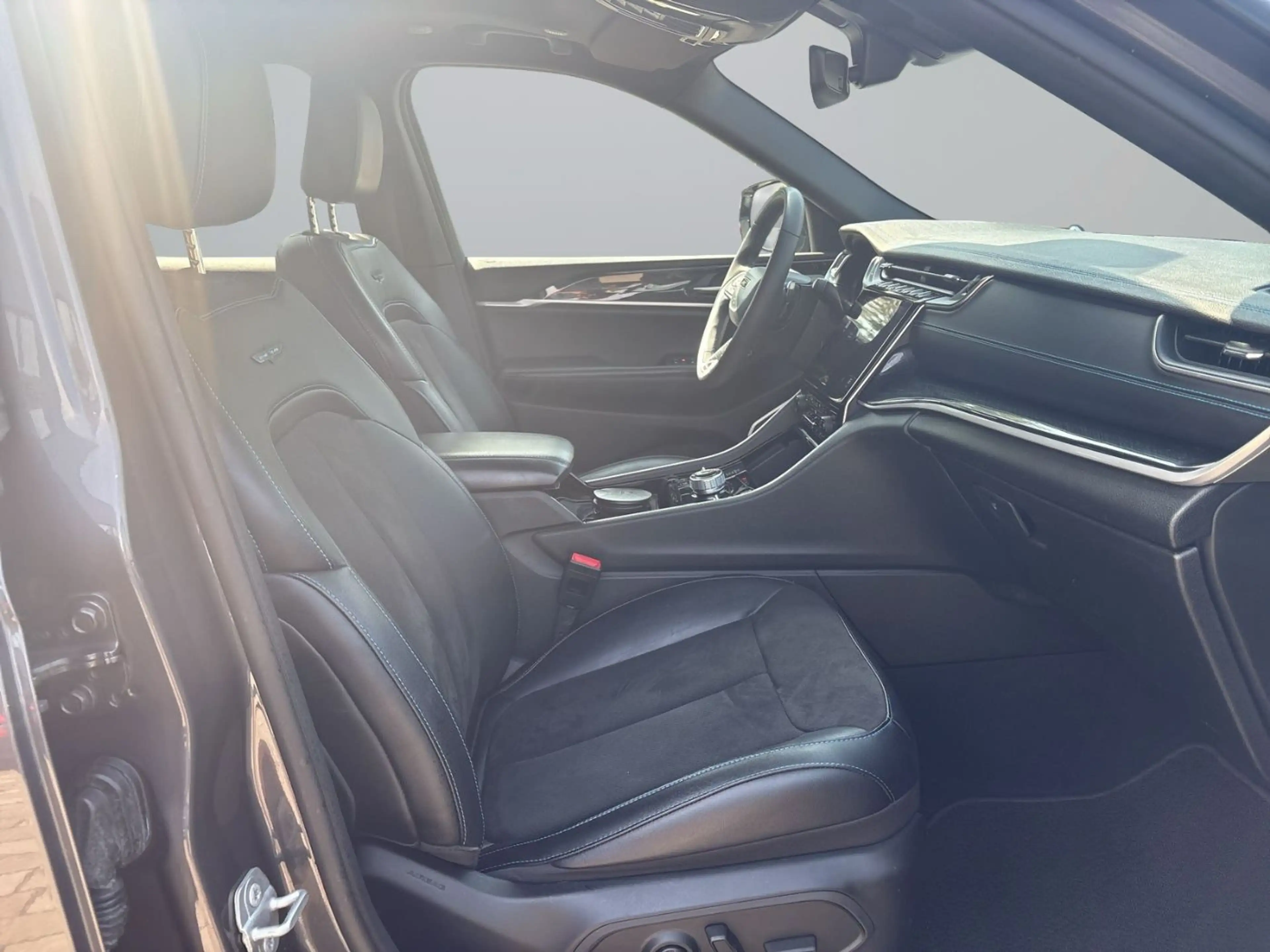 Jeep Grand Cherokee 2.0 Plug-In-Hybrid TRAILHAWK Navi — photo 13