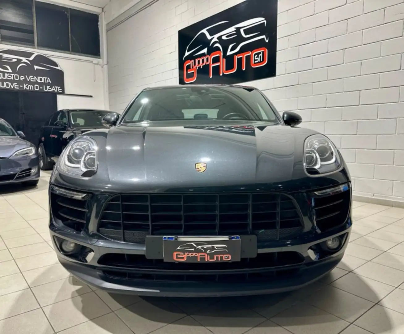 Porsche Macan 3.0 Diesel S *TETTO*PASM*CARPLAY*BOSE*21"* Grau - 2