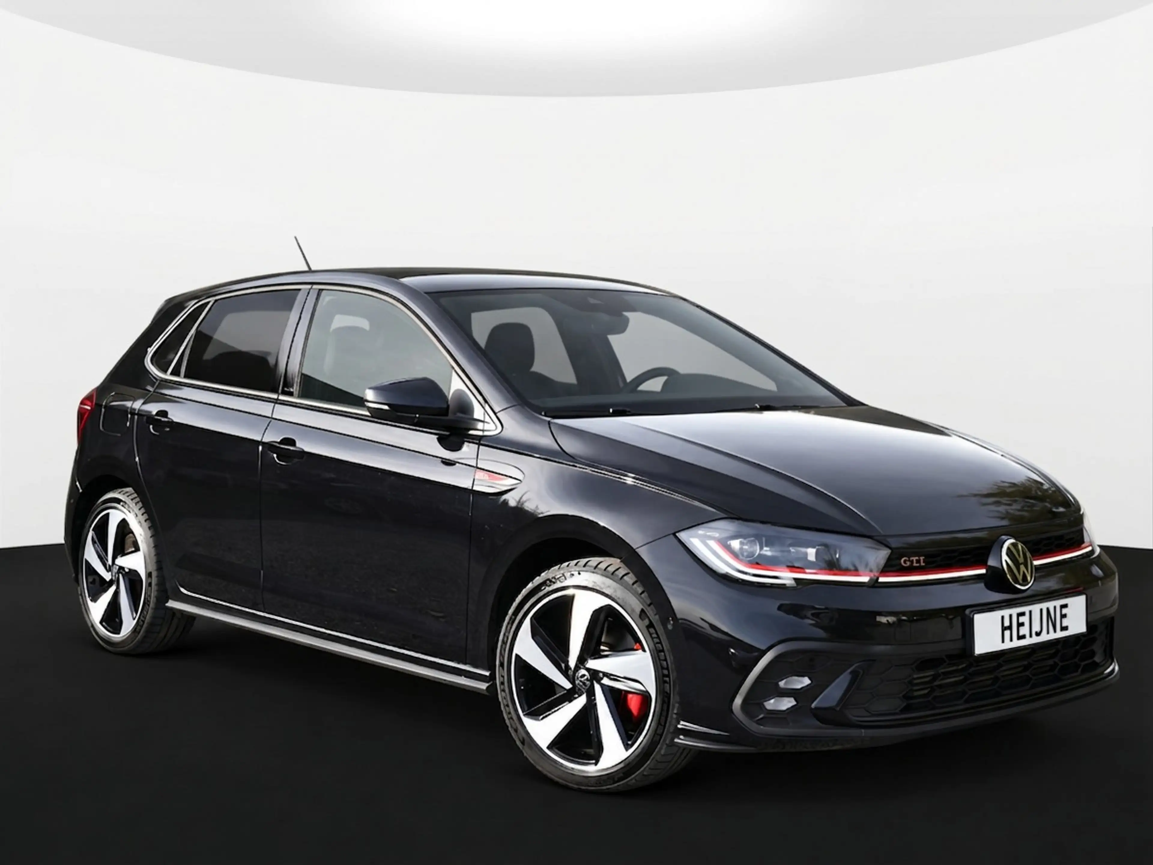 Volkswagen Polo GTI 2.0 TSI TSI 210PK DSG GTI-SPORT IQ-LIGHT/PDC/CARPL — photo 6