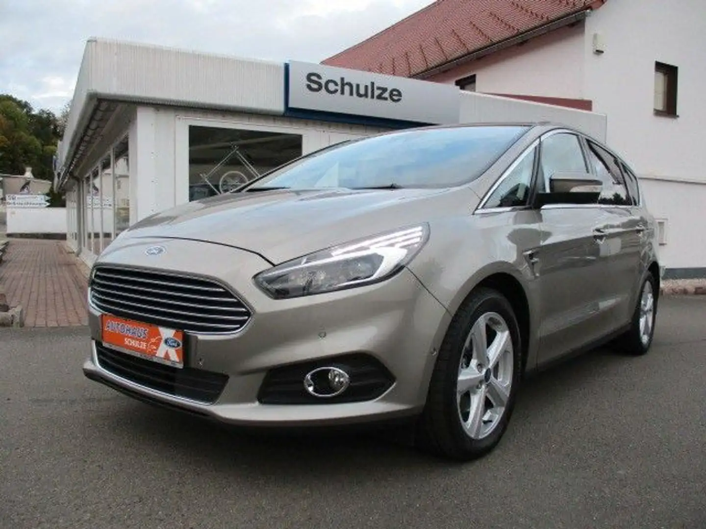 Ford S-Max Titanium Autom.-Schnäppchen Argent - 1