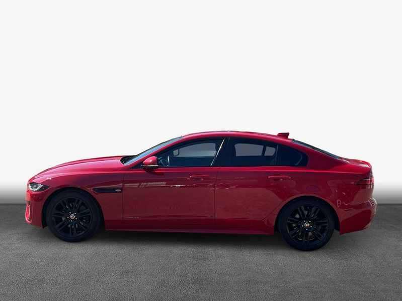 Jaguar XE D180 Aut. R-Dynamic S — photo 4