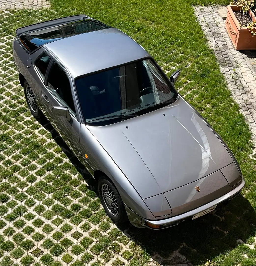 Porsche 924 Grey - 1