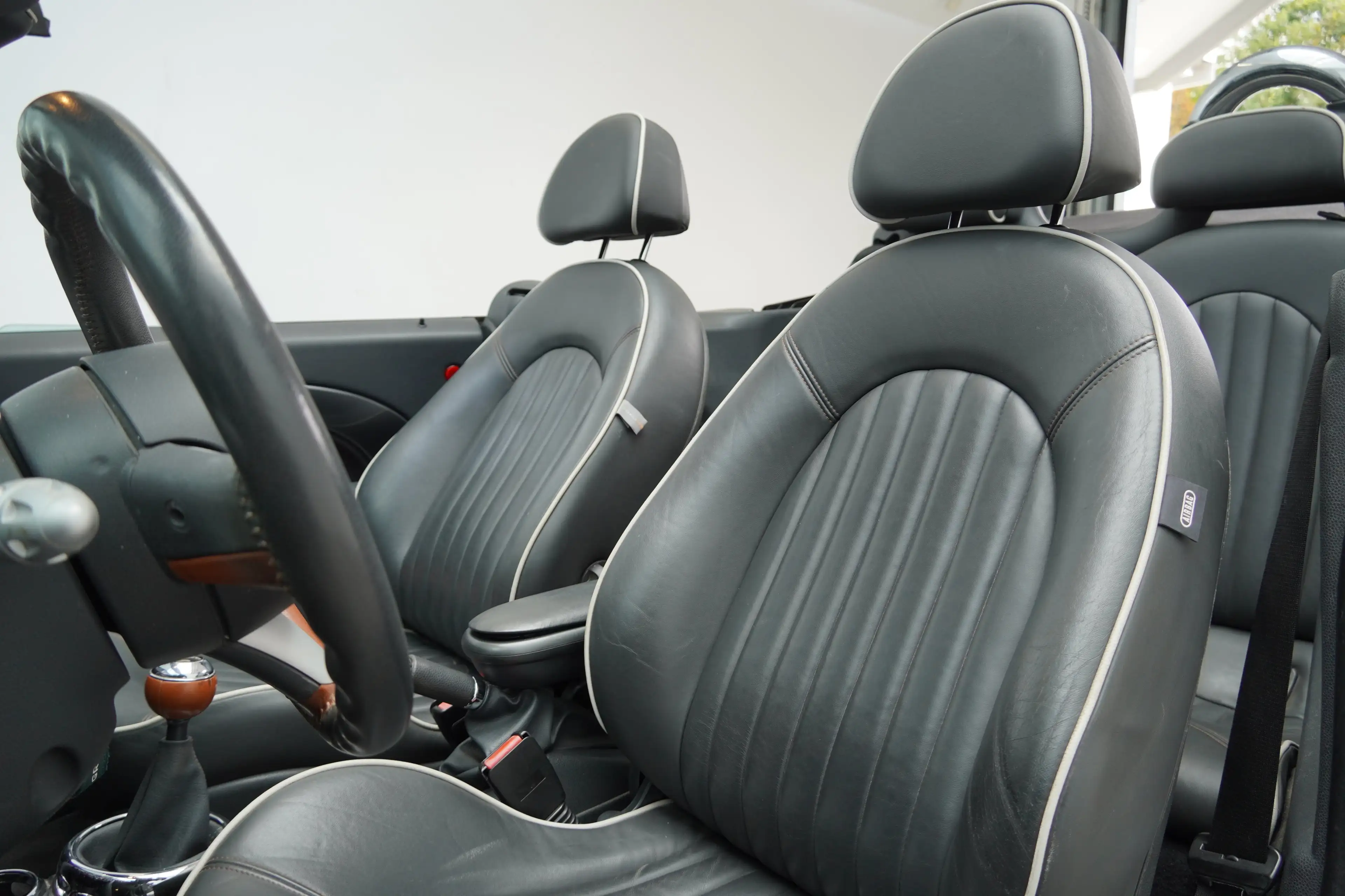 MINI One Cabrio One Cabrio Sidewalk — photo 11