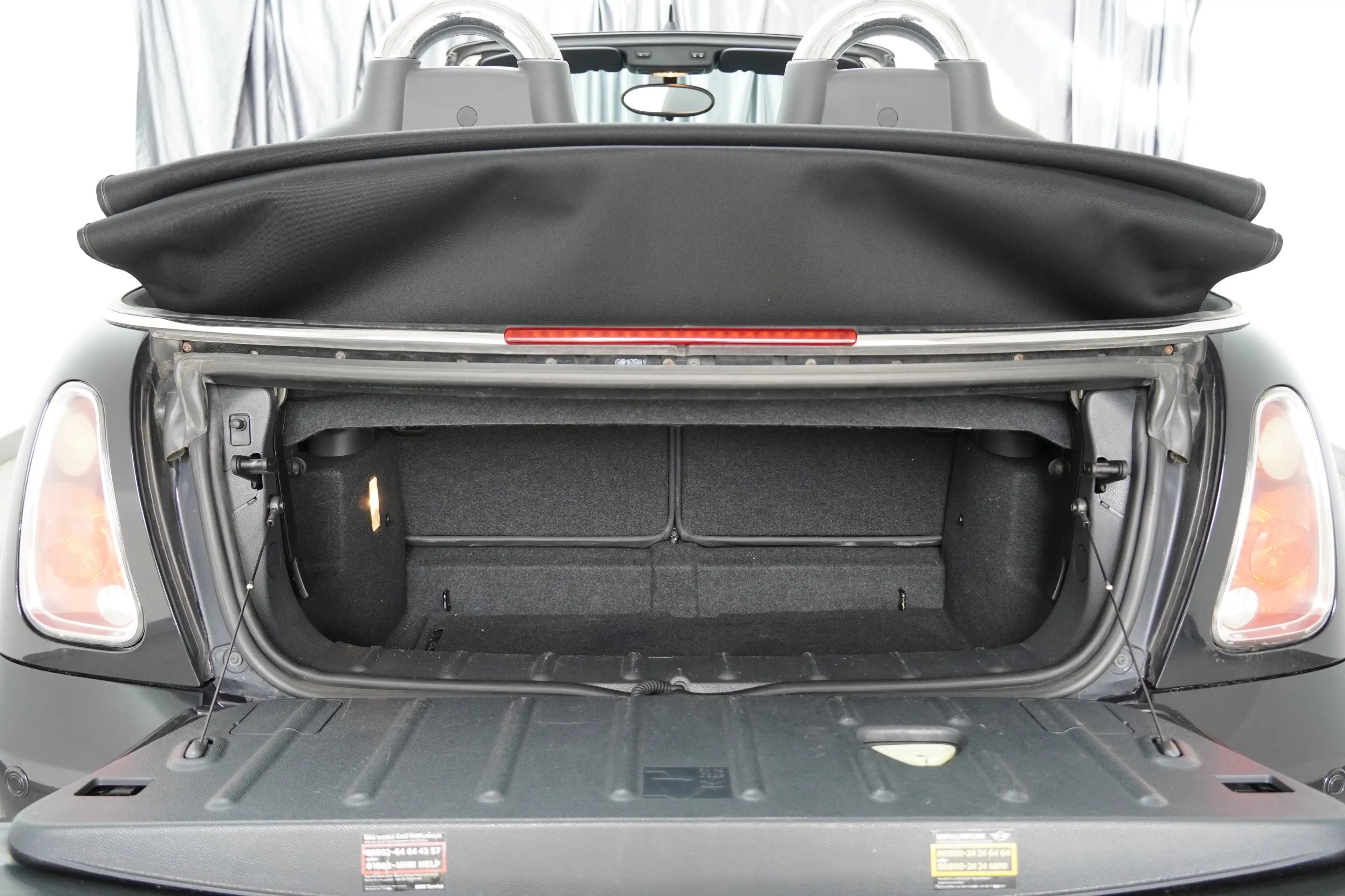 MINI One Cabrio One Cabrio Sidewalk — photo 9