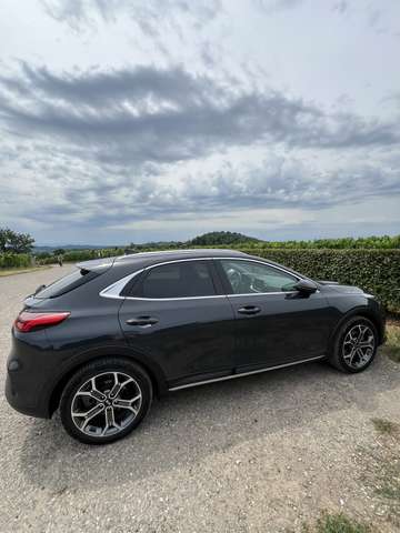 Imagine Kia XCeed 1.4 T-GDI OPF DCT7 PLATINUM EDITION