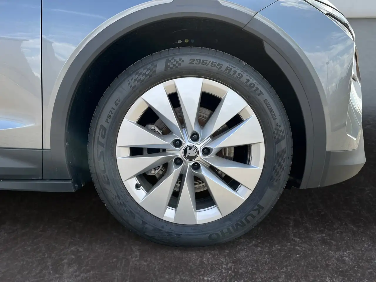 Skoda Elroq 60 Loft 63kWh Wärmepumpe Rückfahrkamera, миниатюра 15