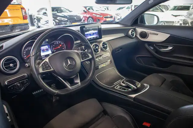 Mercedes-Benz C view 9