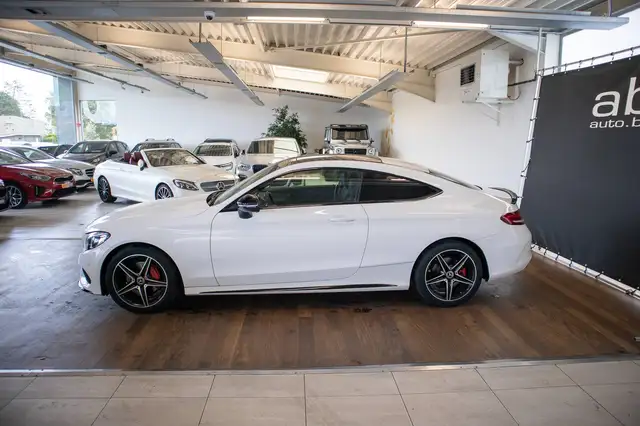 Mercedes-Benz C view 6
