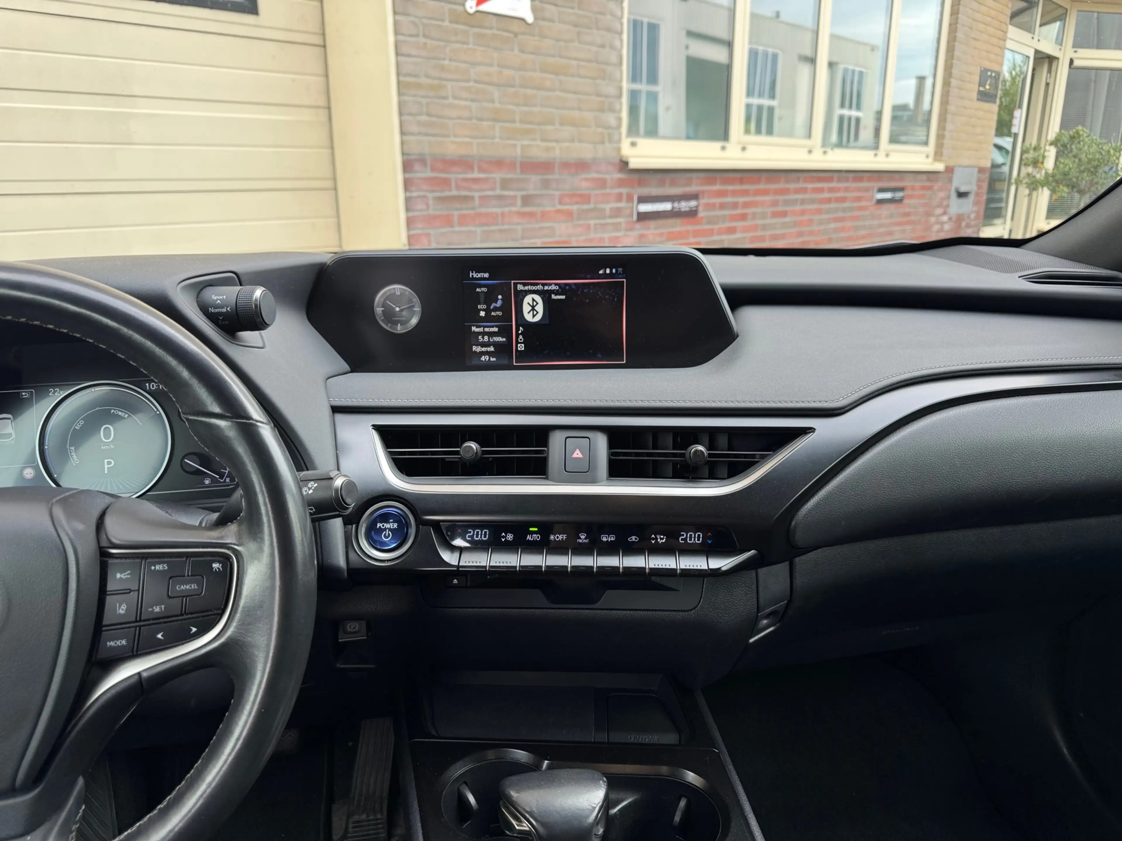 Lexus UX 250h Business Line Dealer ondh.|2E EIG|ORIG NL|Line ass — photo 12