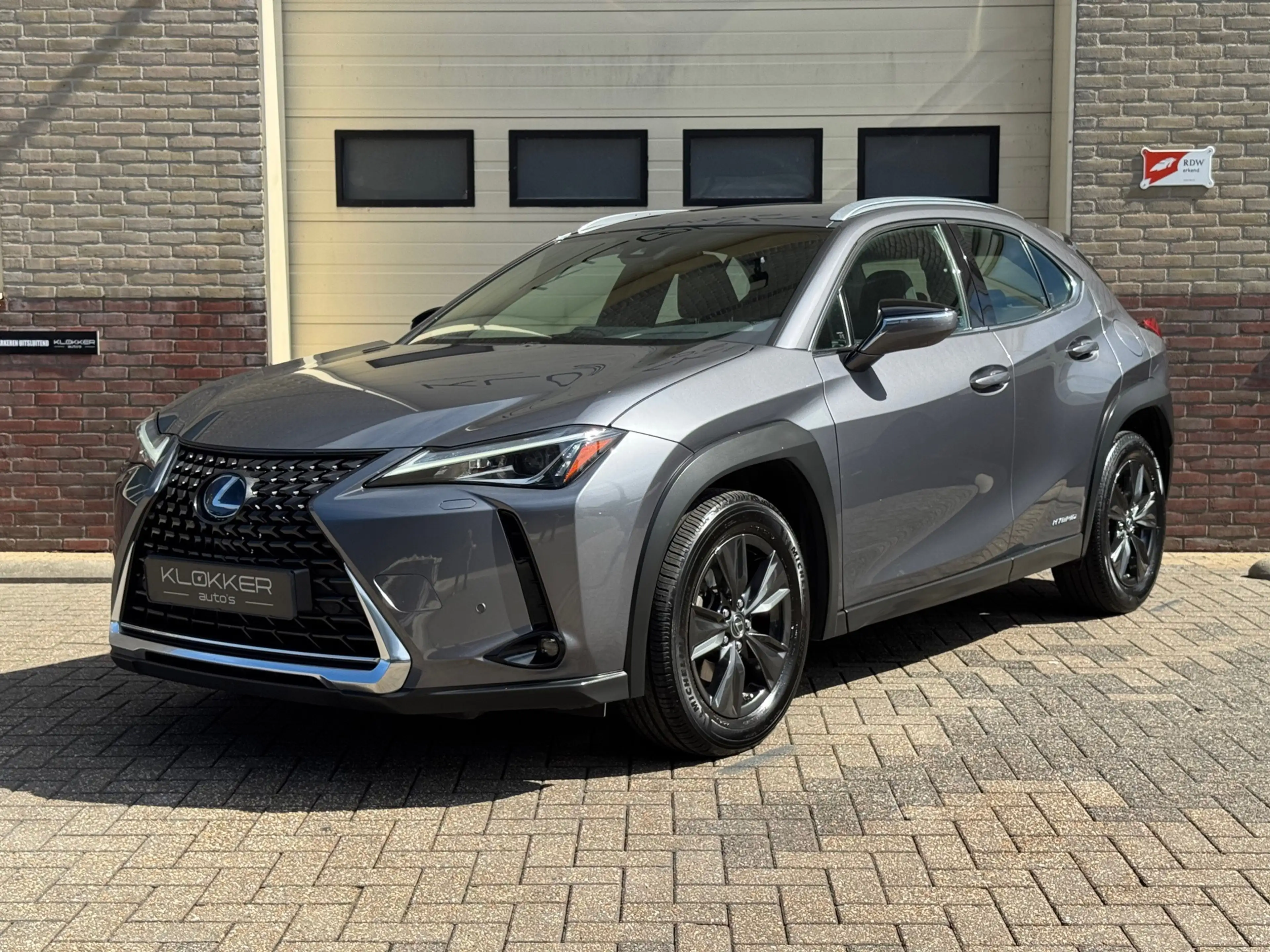 Lexus UX 250h Business Line Dealer ondh.|2E EIG|ORIG NL|Line ass