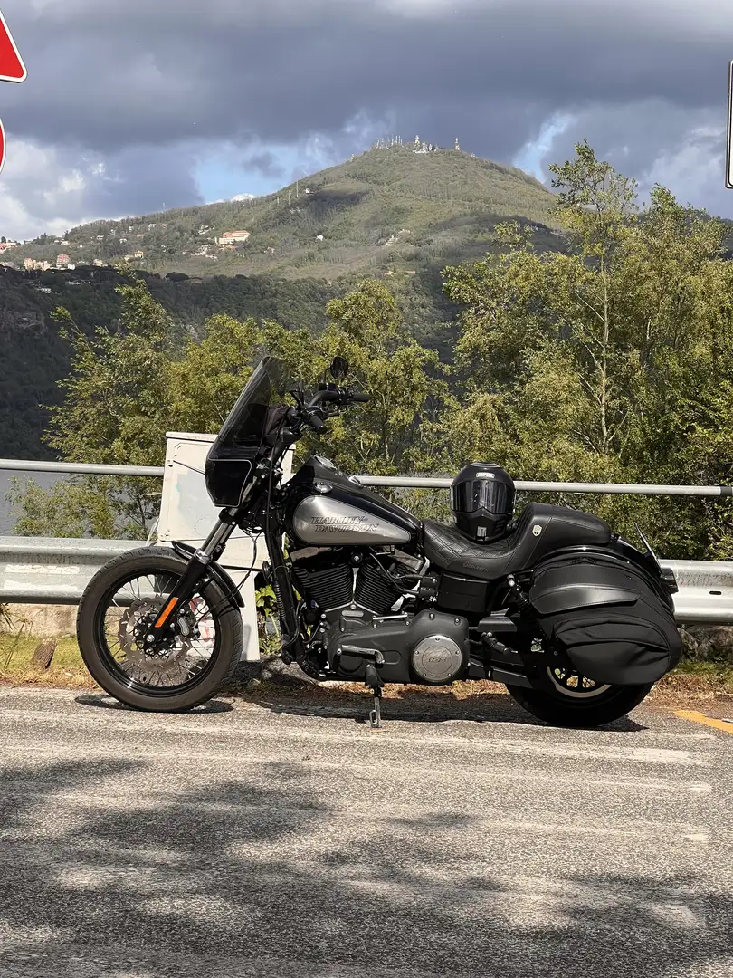 Harley-Davidson Dyna Street Bob FXDB 103 - 2