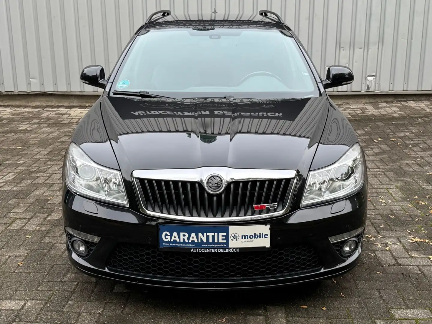 Skoda Octavia Combi RS *DSG*AHK*Xenon* Schwarz - 2