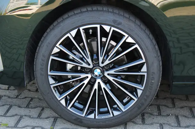 BMW 2 Series view 7