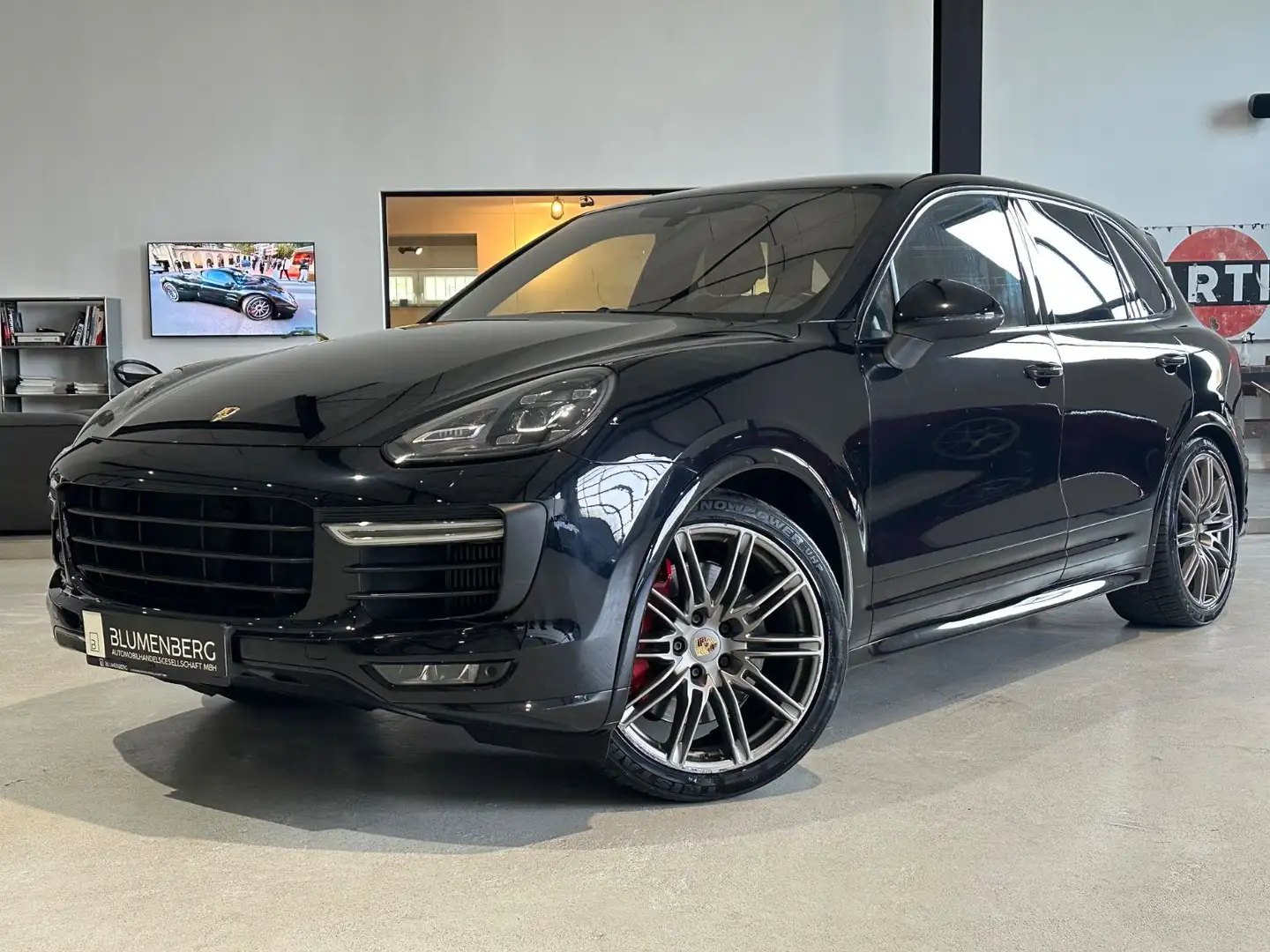 Porsche Cayenne GTS *Sport-Design,Chrono,PDCC,LED, Schwarz - 1