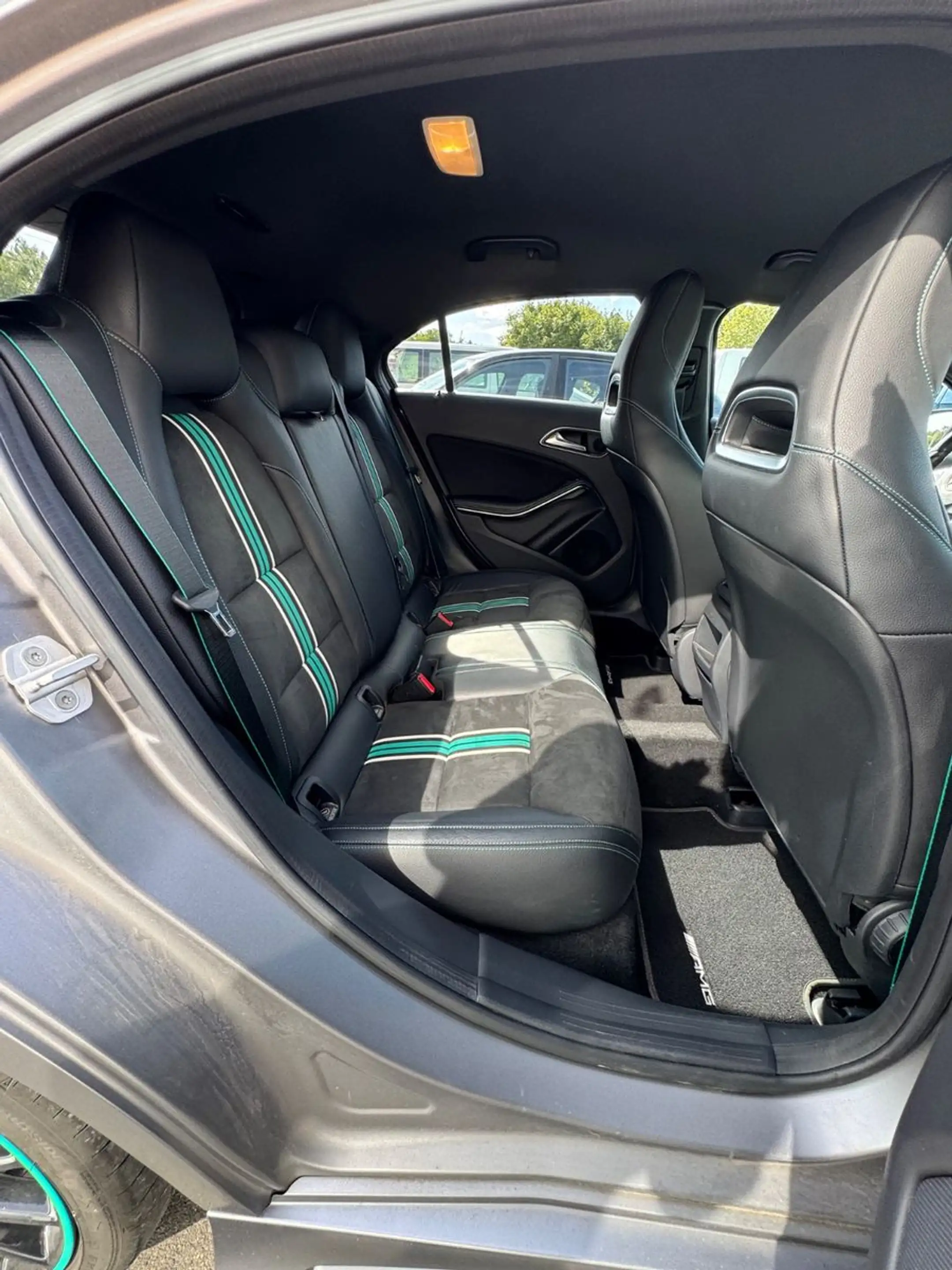Mercedes-Benz A 200 A A 200 d Motorsport Edition — photo 12