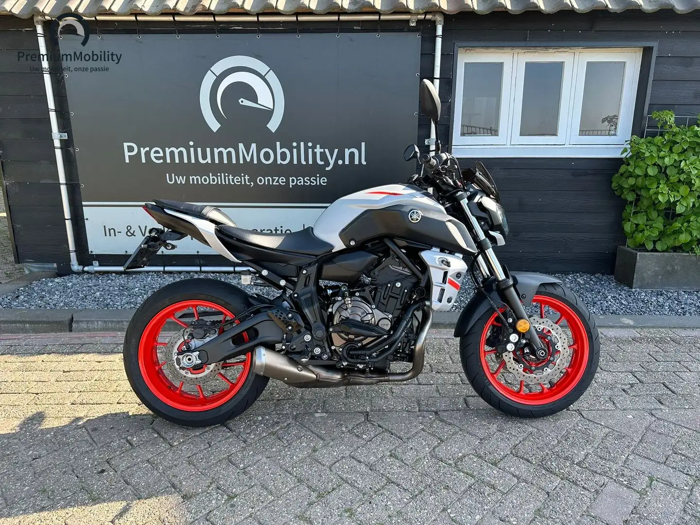 Yamaha MT-07 ABS Grau - 2