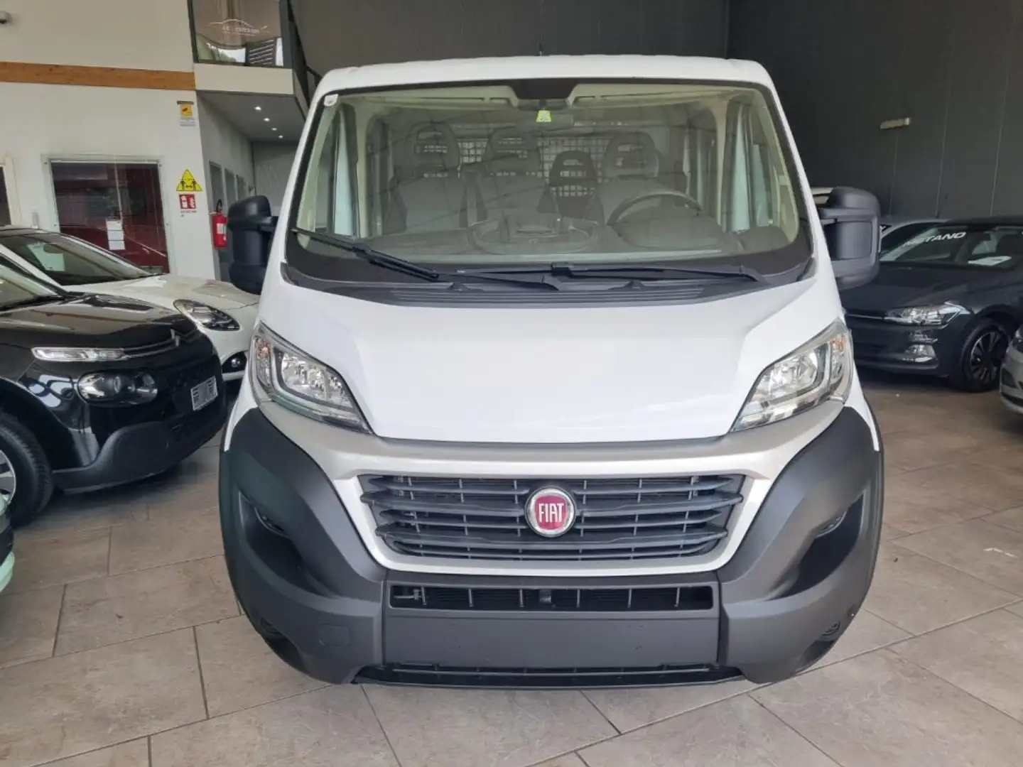 Fiat Ducato 33 2.3 MJT 150CV  CASSONE FISSO 7 POSTI Bianco - 2
