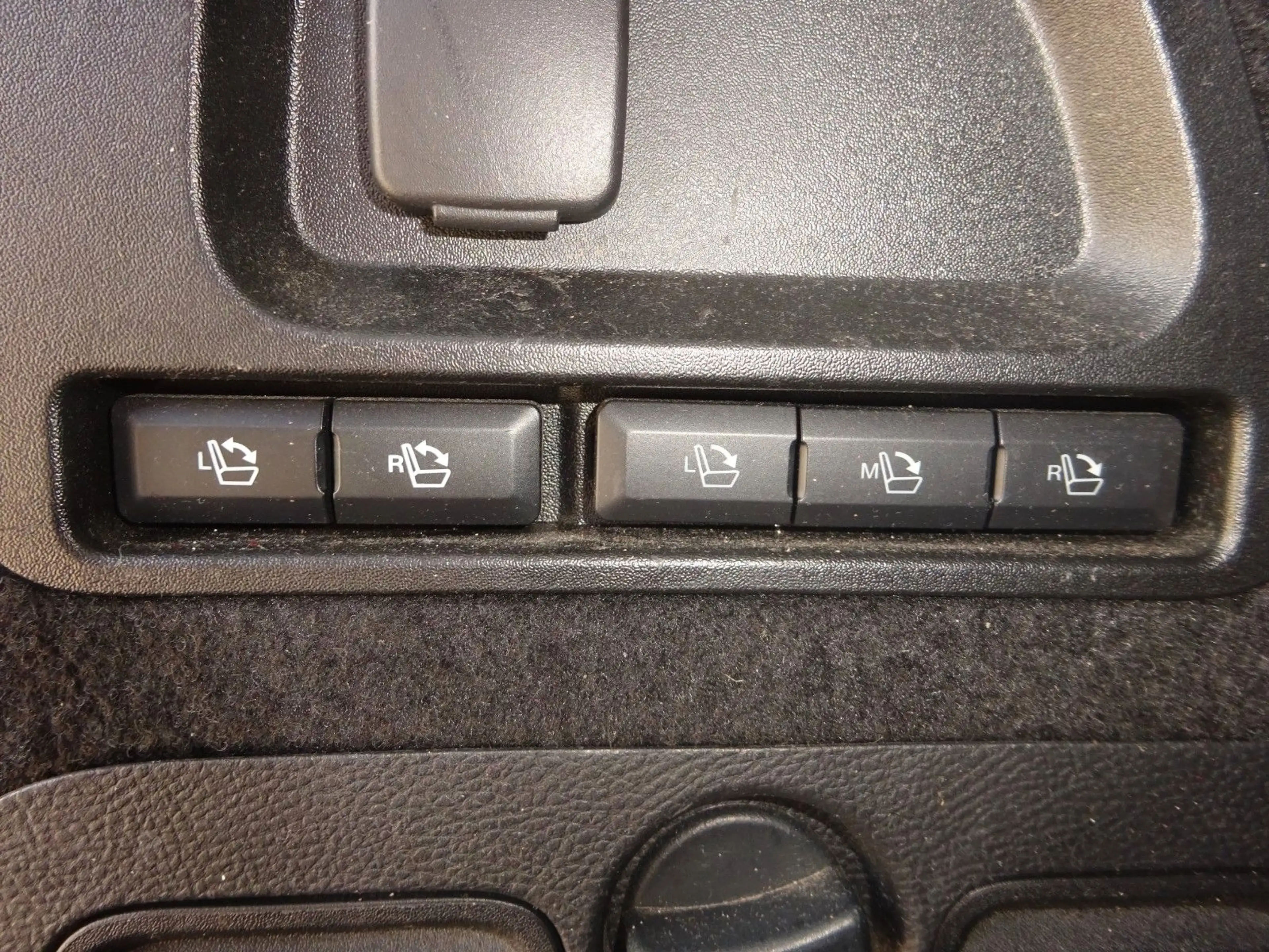Ford Galaxy 190PS Autm. Titanium Leder Navi AHK ACC — photo 7