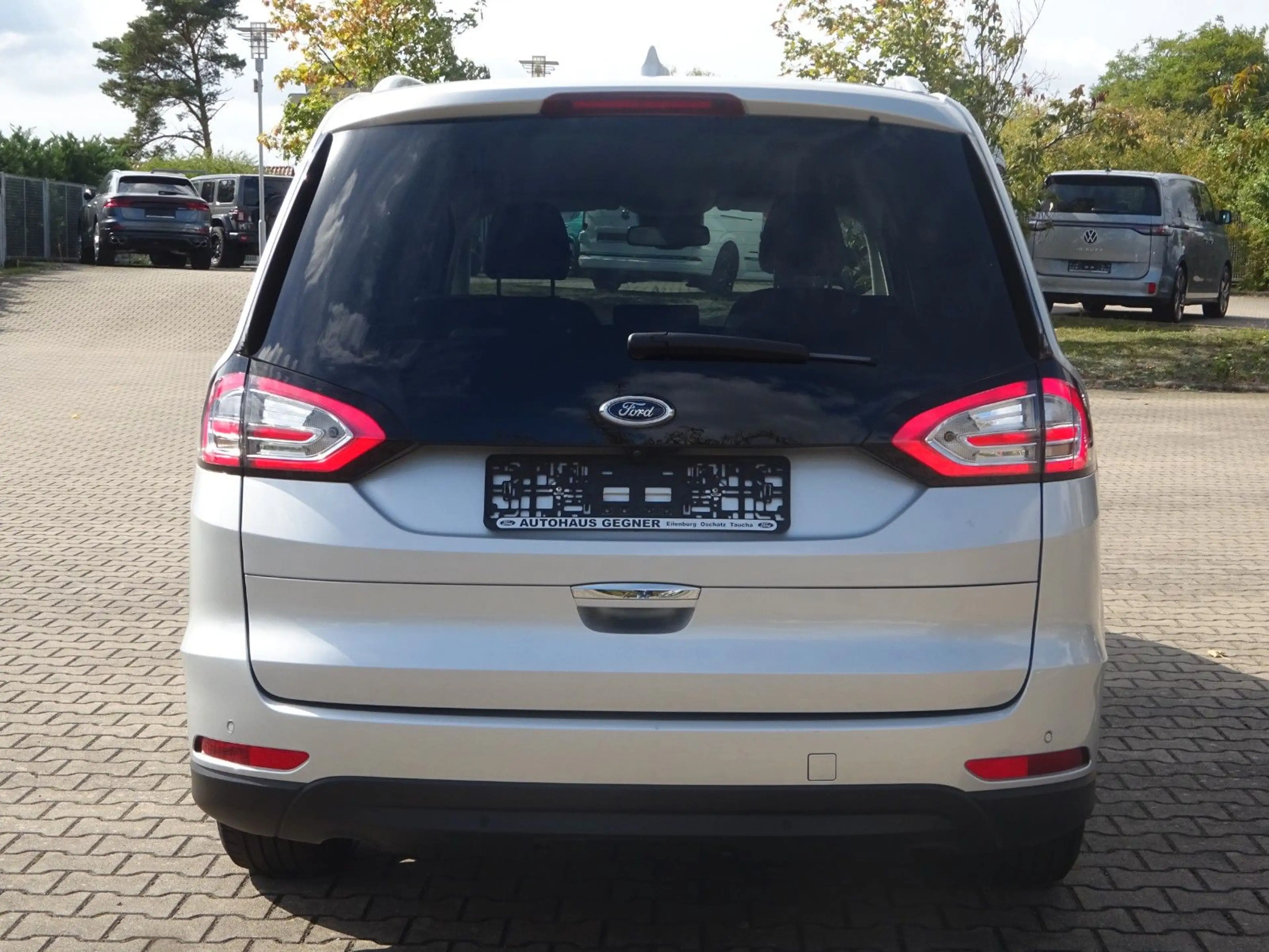 Ford Galaxy 190PS Autm. Titanium Leder Navi AHK ACC — photo 10