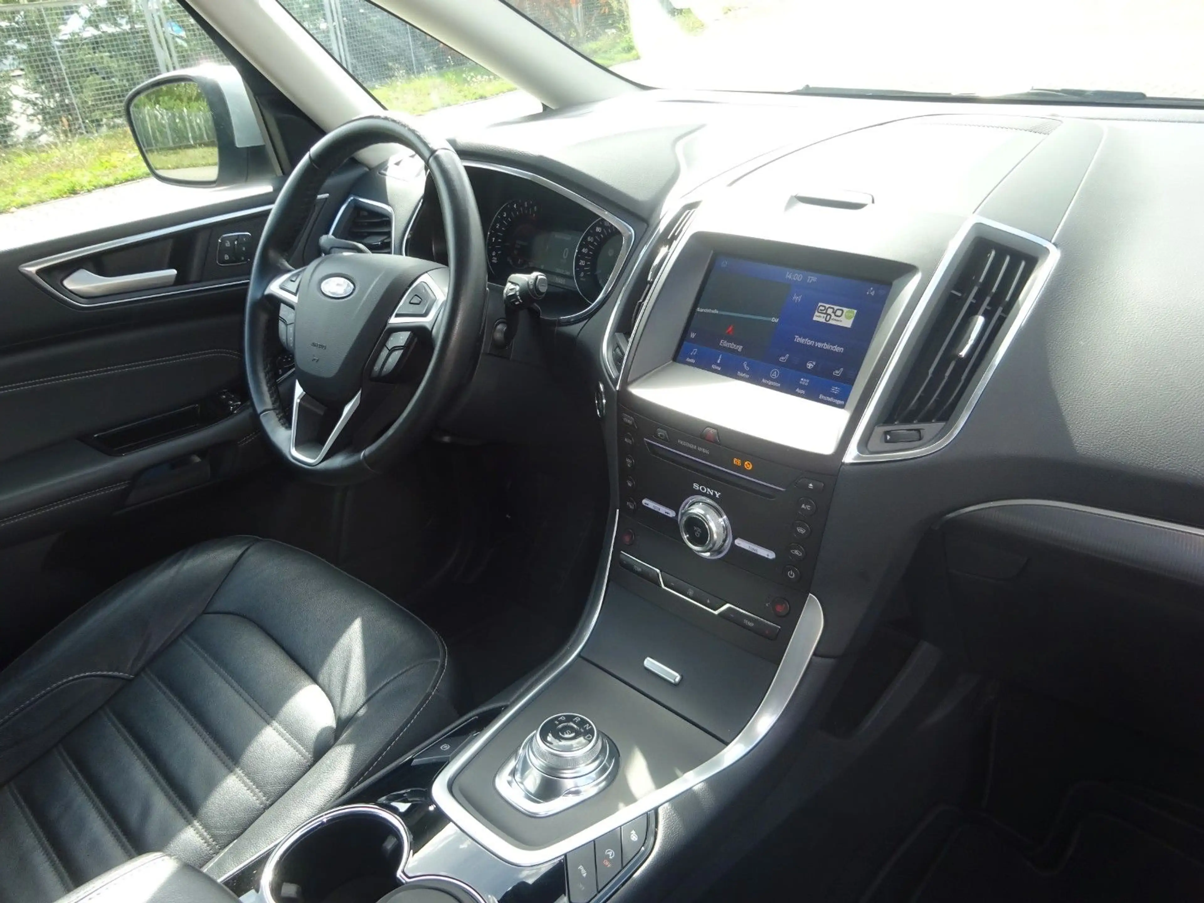 Ford Galaxy 190PS Autm. Titanium Leder Navi AHK ACC — photo 15