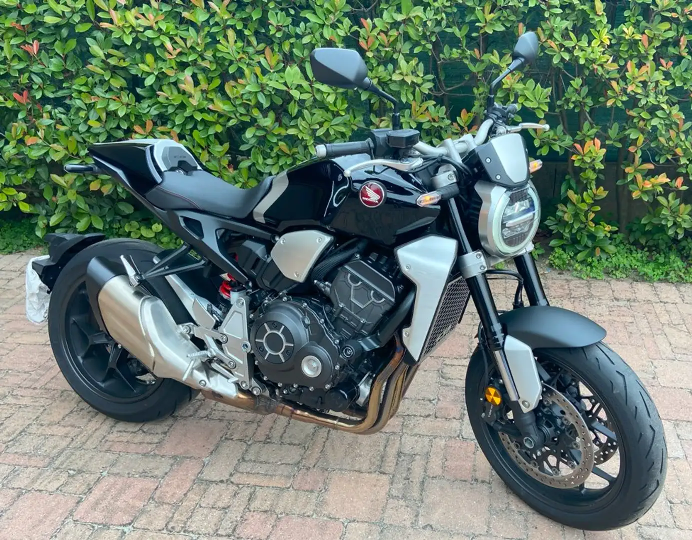 Honda CB 1000 CB1000R- Plus Negru - 1