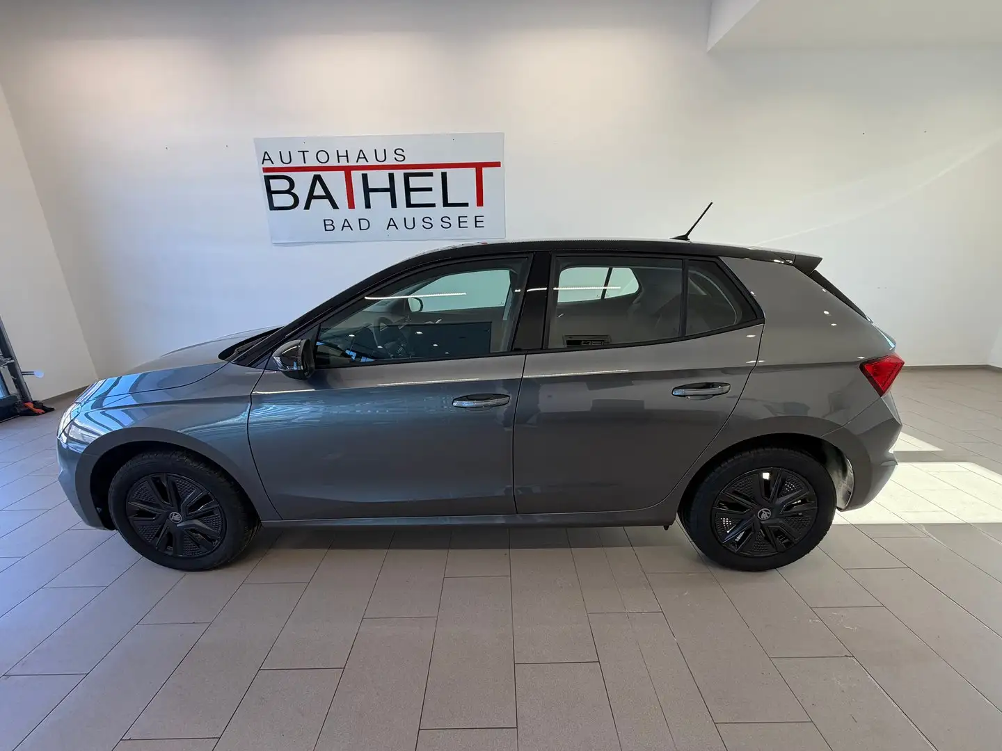 Skoda Fabia Selection Grau - 2