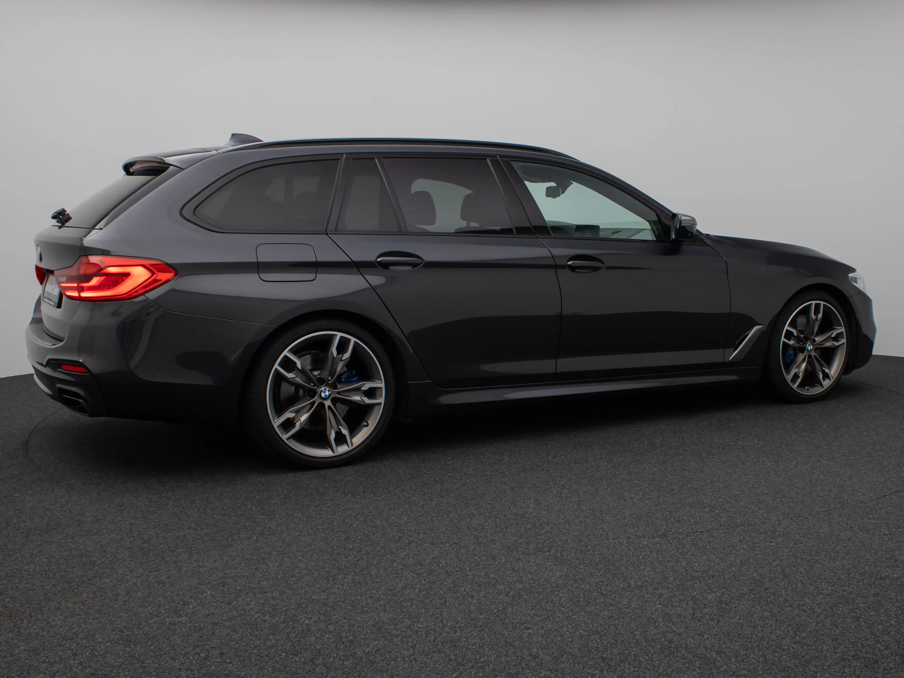 BMW 550 xD Laser 360°HUD H K AHK Komfort 20Zoll — photo 6
