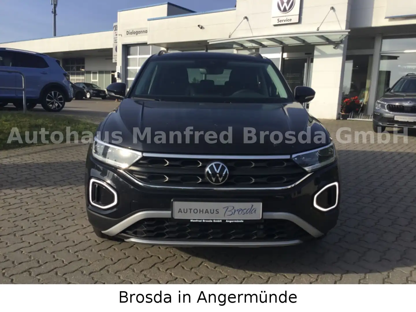 Volkswagen T-Roc Life AHZ NAV KAM GAR 15% RABATT Noir - 2