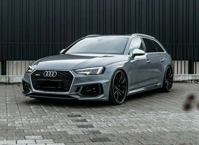 Audi RS4 Avant TFSI 25 Years Edition