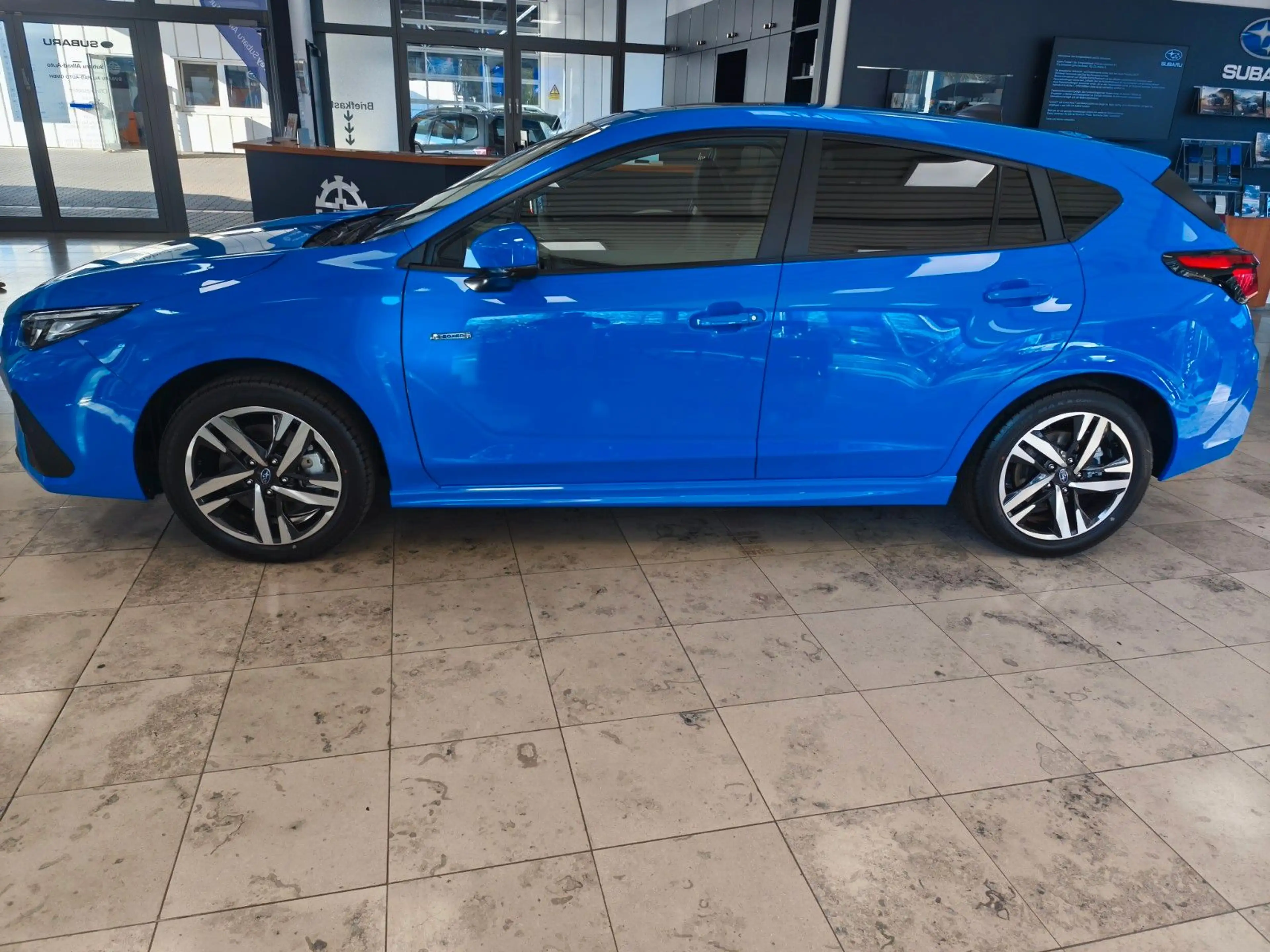 Subaru Impreza Platinum | LED | NAVI — photo 2